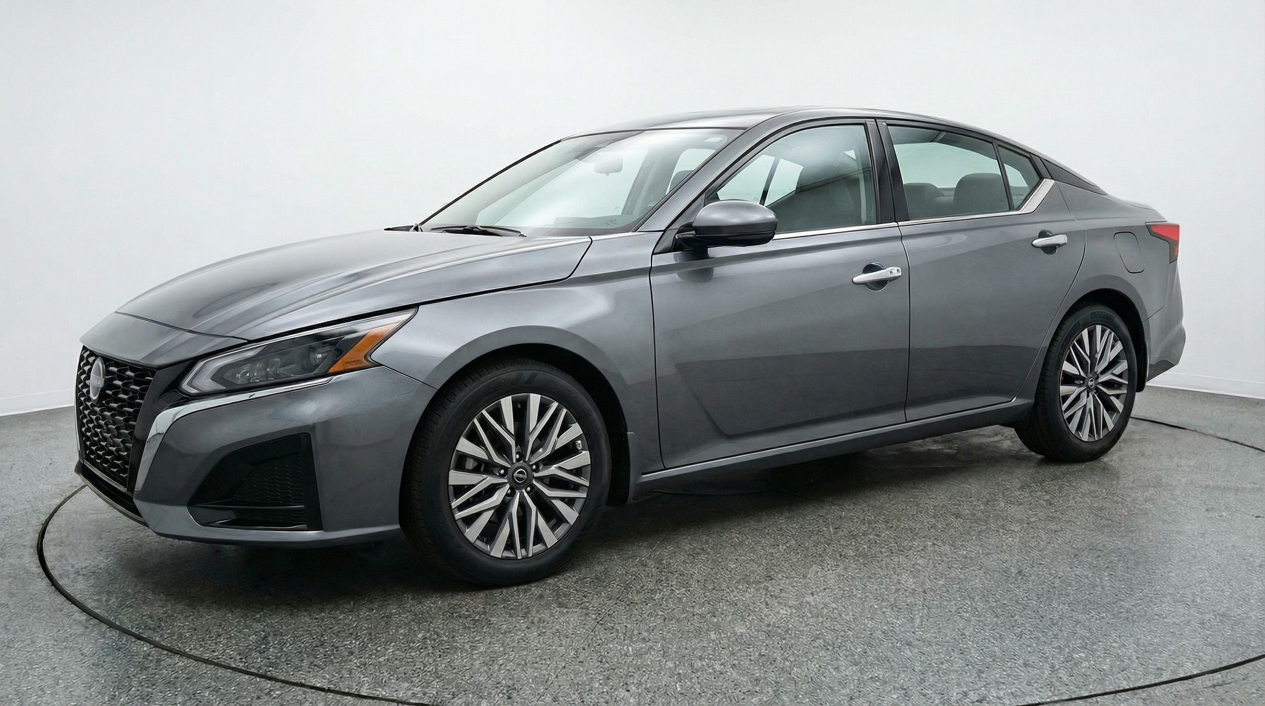 Thumbnail: 2025 Nissan Altima - 3