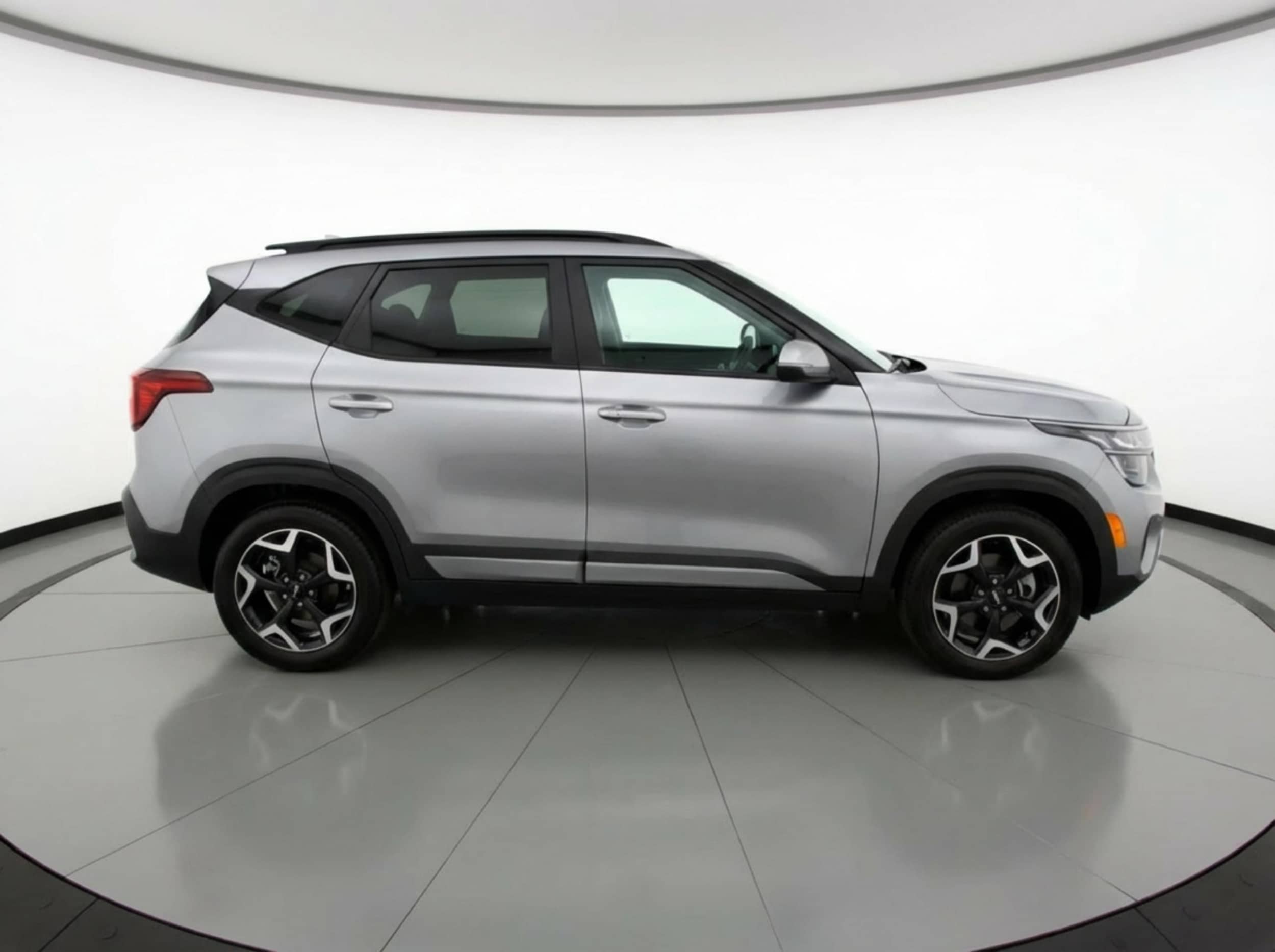 Thumbnail: 2025 Kia Seltos - 8