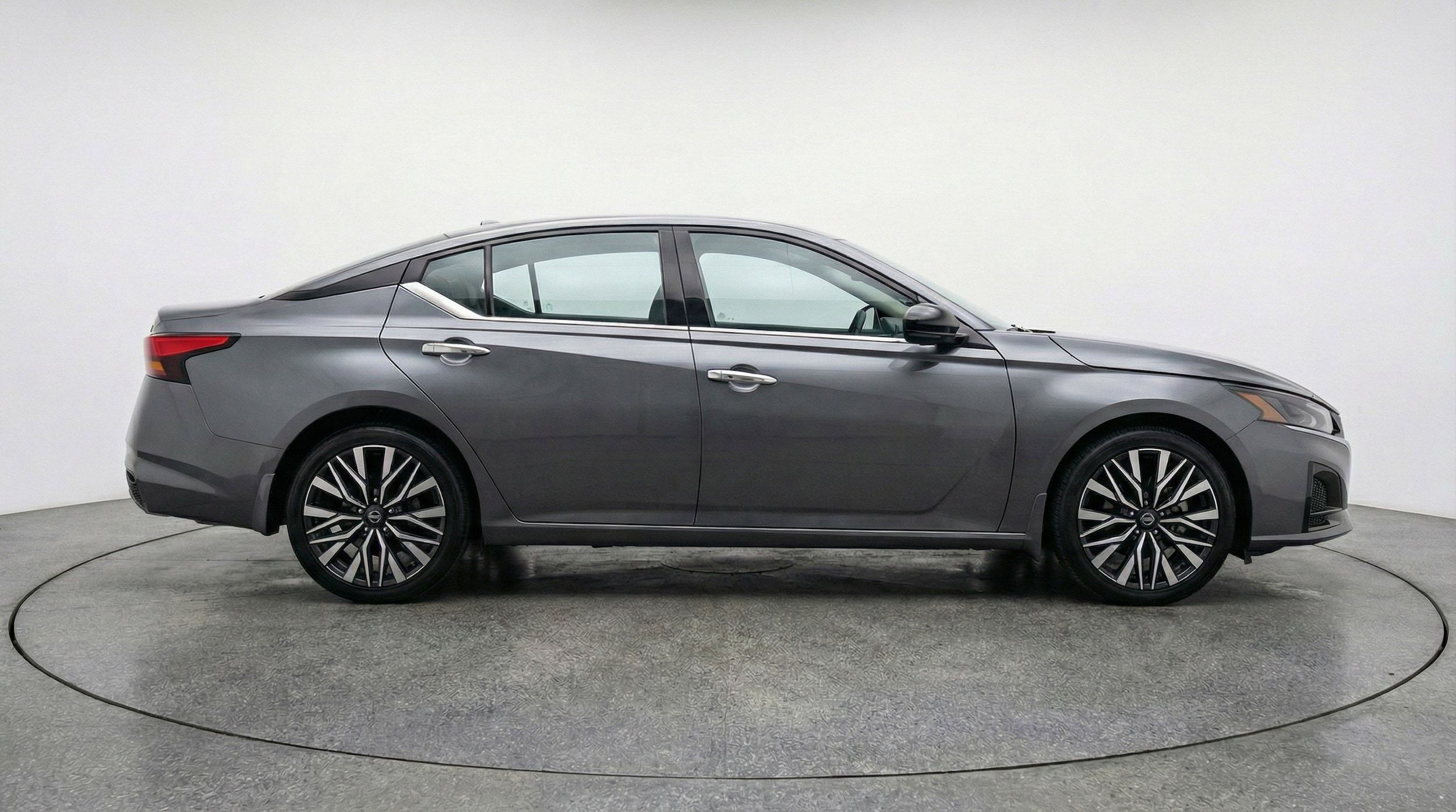 Thumbnail: 2025 Nissan Altima - 11