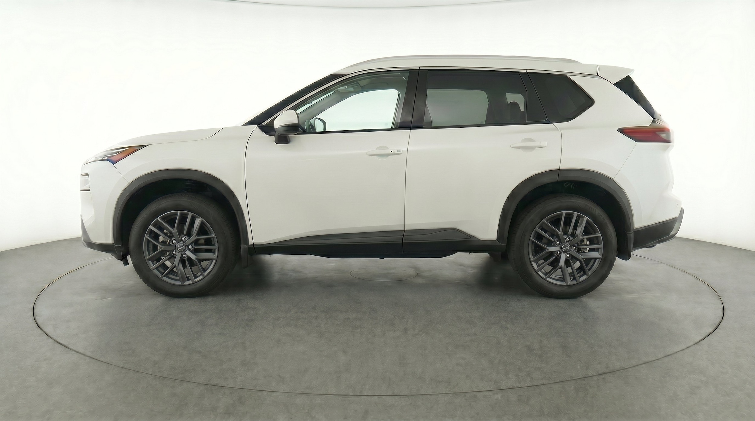 Thumbnail: 2026 Nissan Rogue - 5
