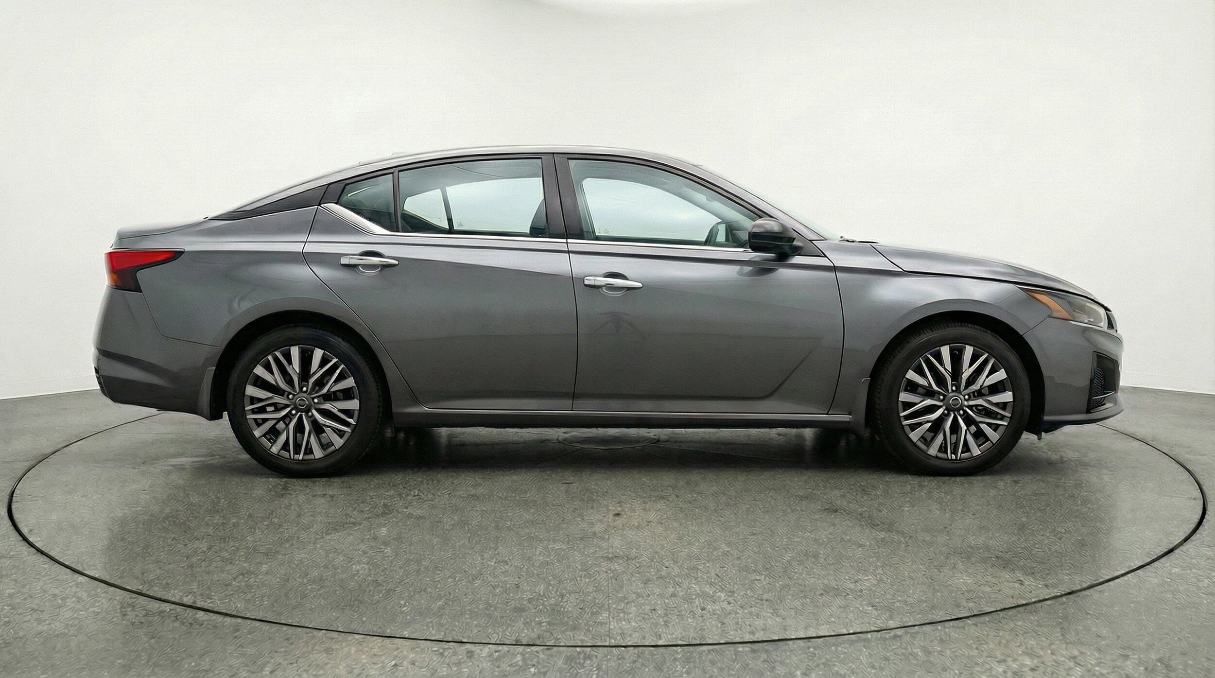 Thumbnail: 2025 Nissan Altima - 11