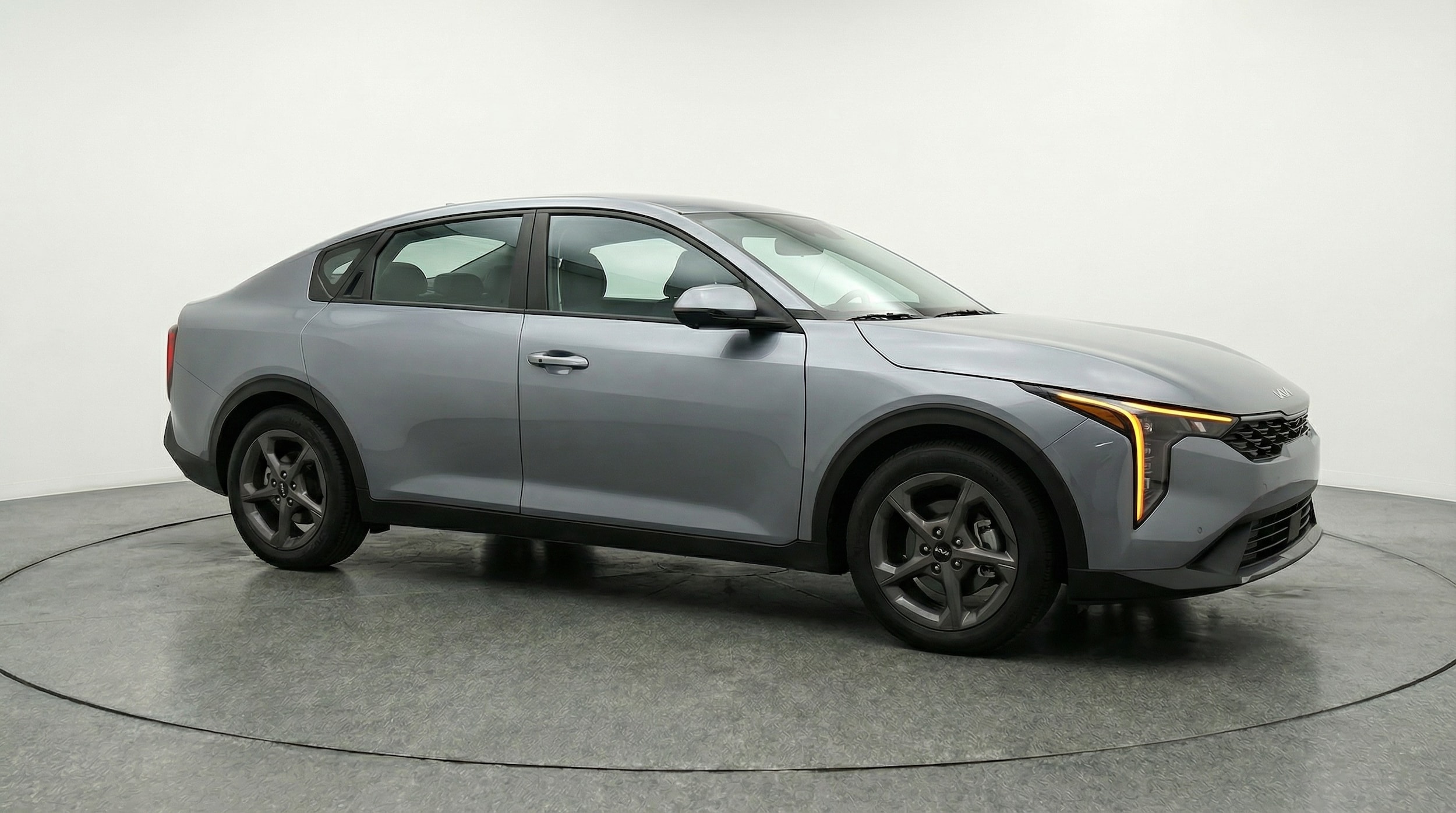 Thumbnail: 2025 Kia K4 - 1