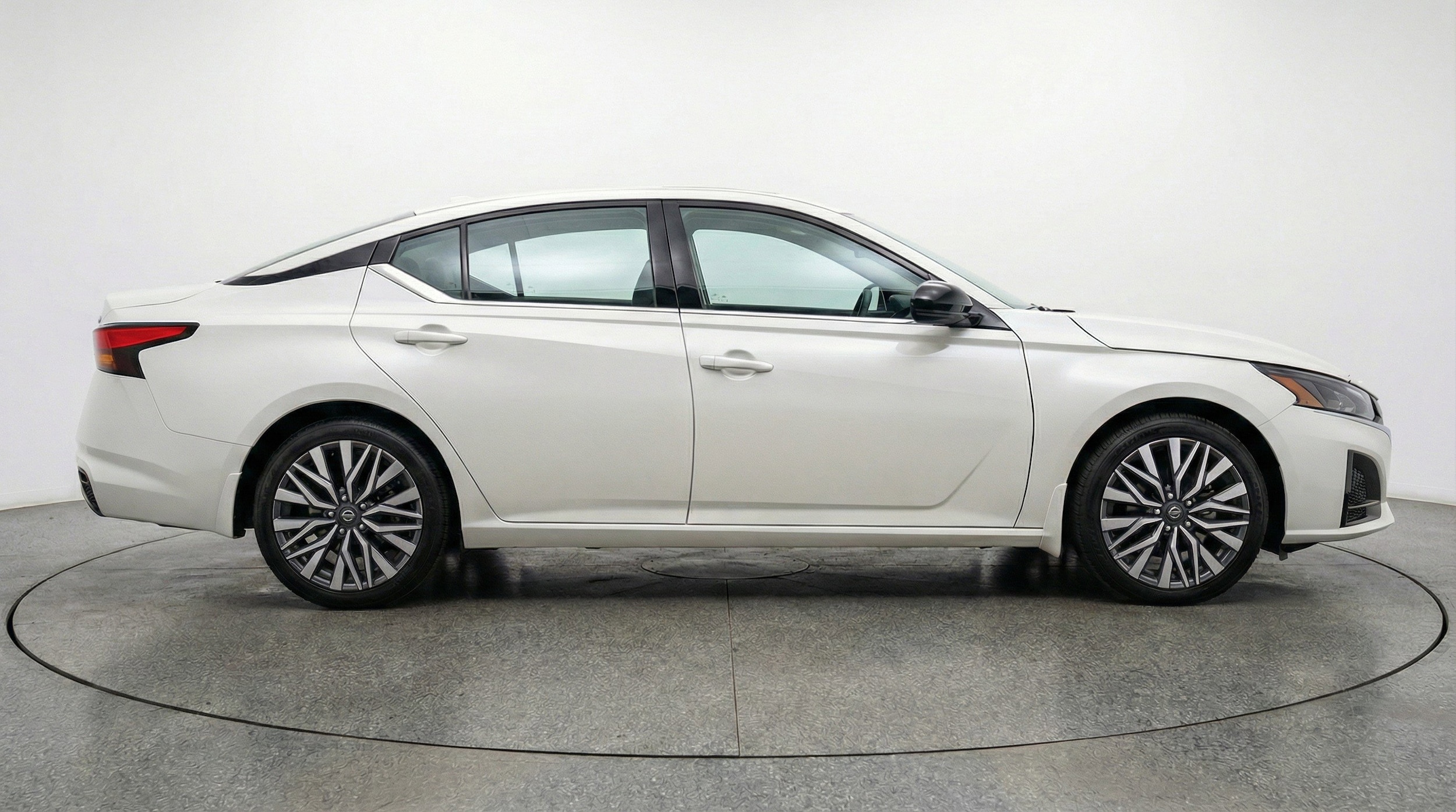 Thumbnail: 2025 Nissan Altima - 11