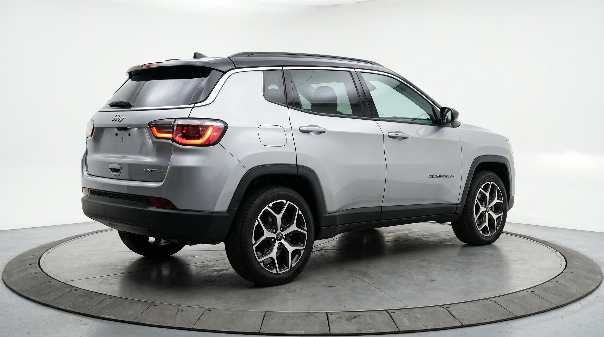 Thumbnail: 2025 Jeep Compass - 9