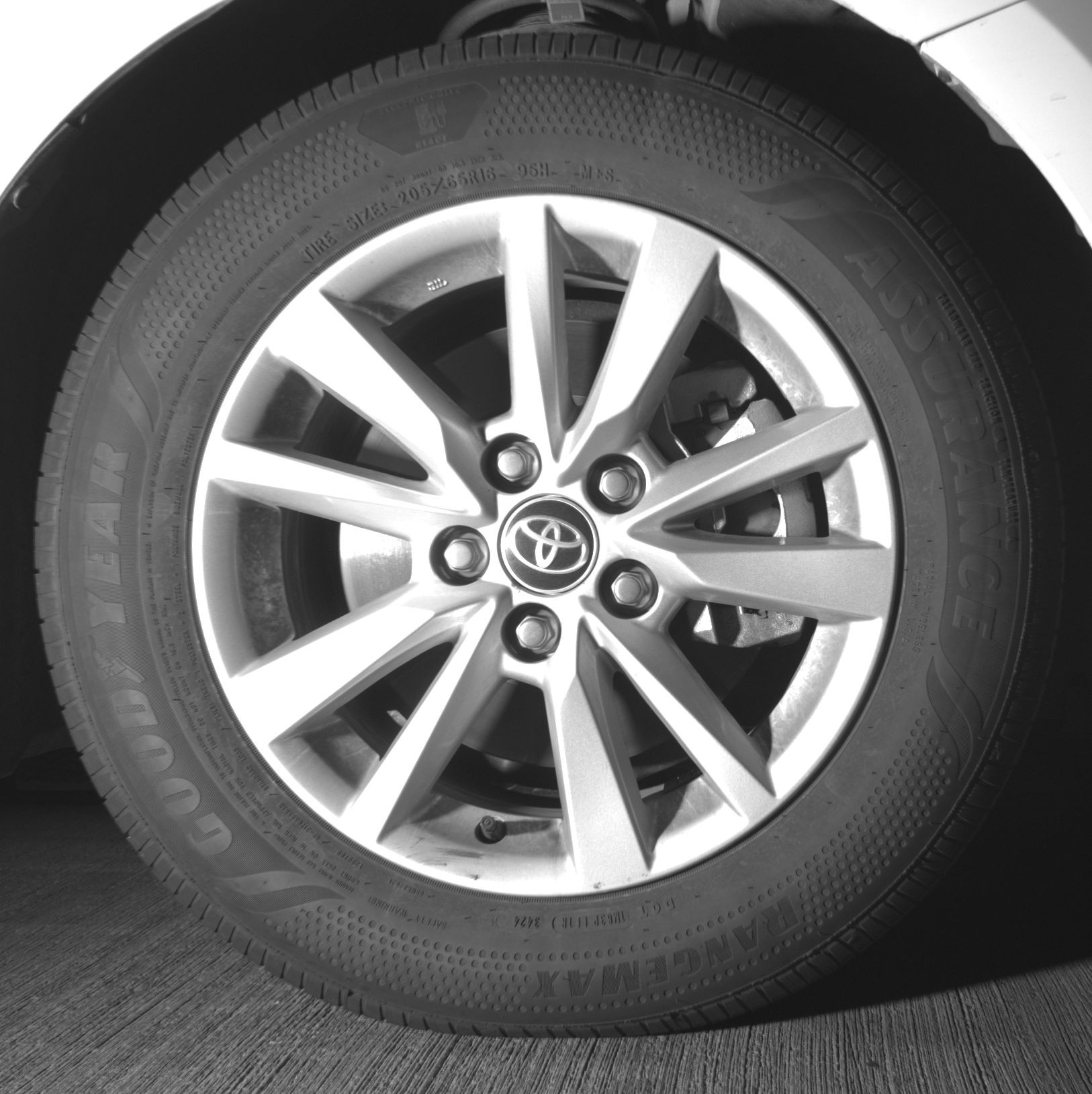 Thumbnail: 2025 Toyota Camry - 10