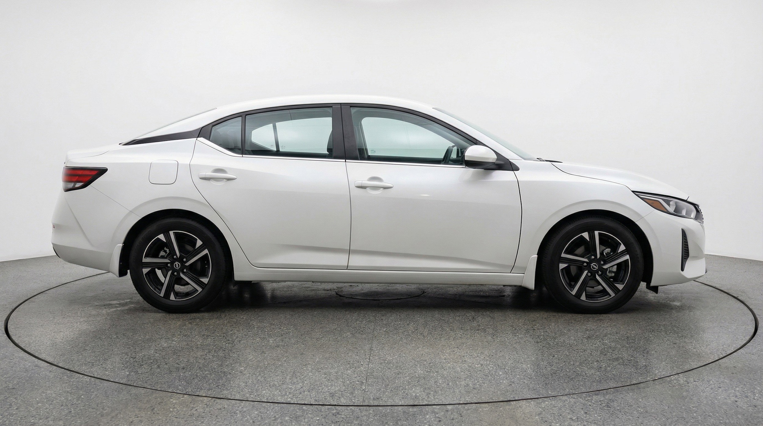 Thumbnail: 2025 Nissan Sentra - 11