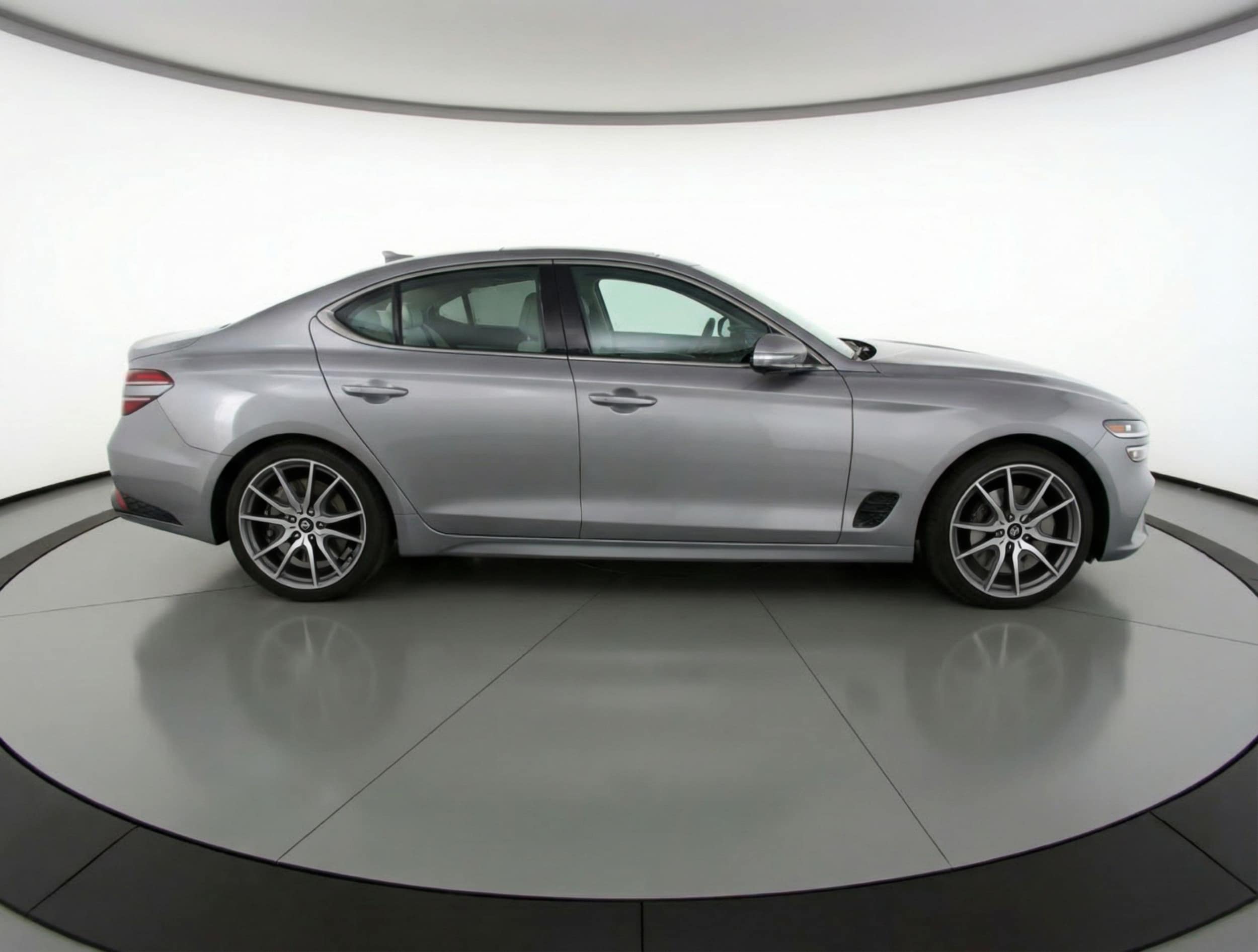 Thumbnail: 2025 Genesis G70 - 8