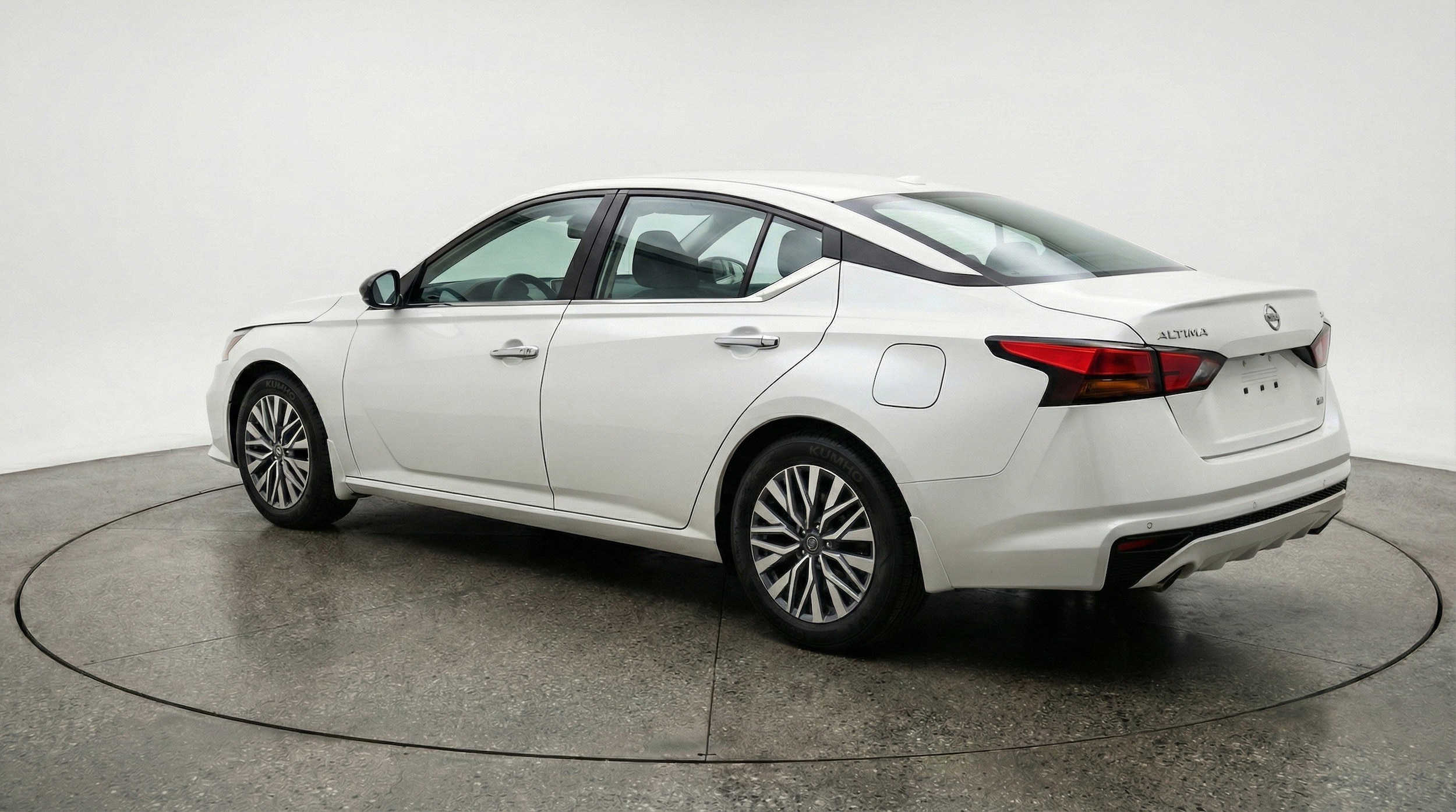 Thumbnail: 2025 Nissan Altima - 6