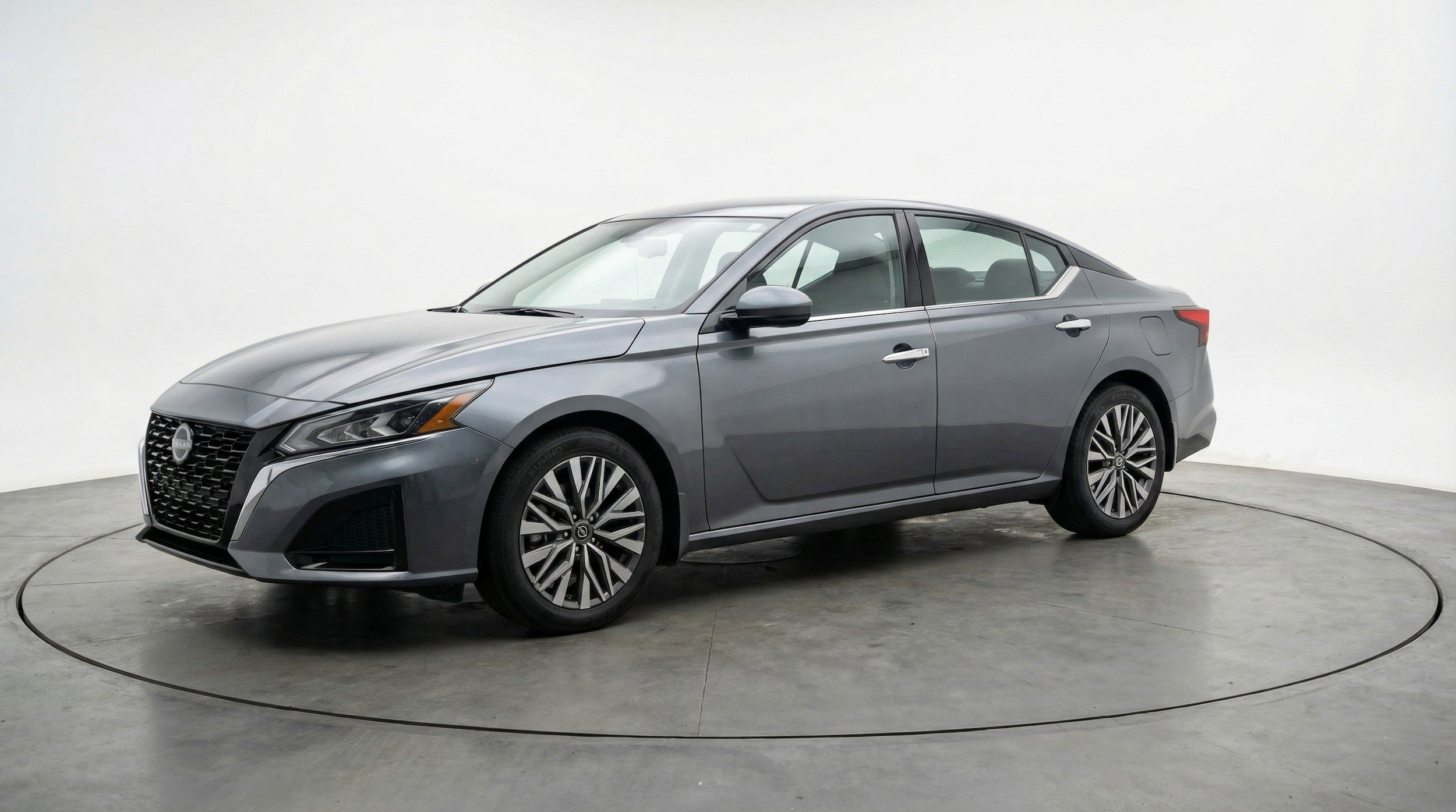 Thumbnail: 2025 Nissan Altima - 3