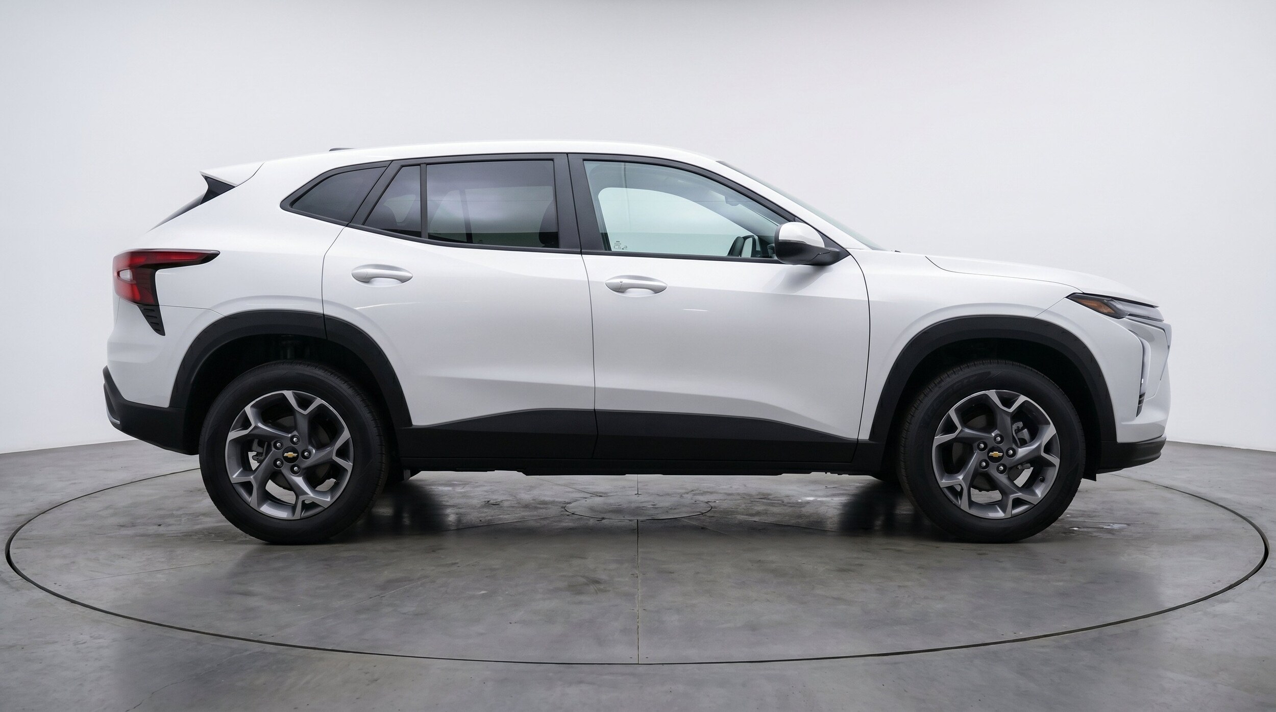 Thumbnail: 2025 Chevrolet Trax - 11