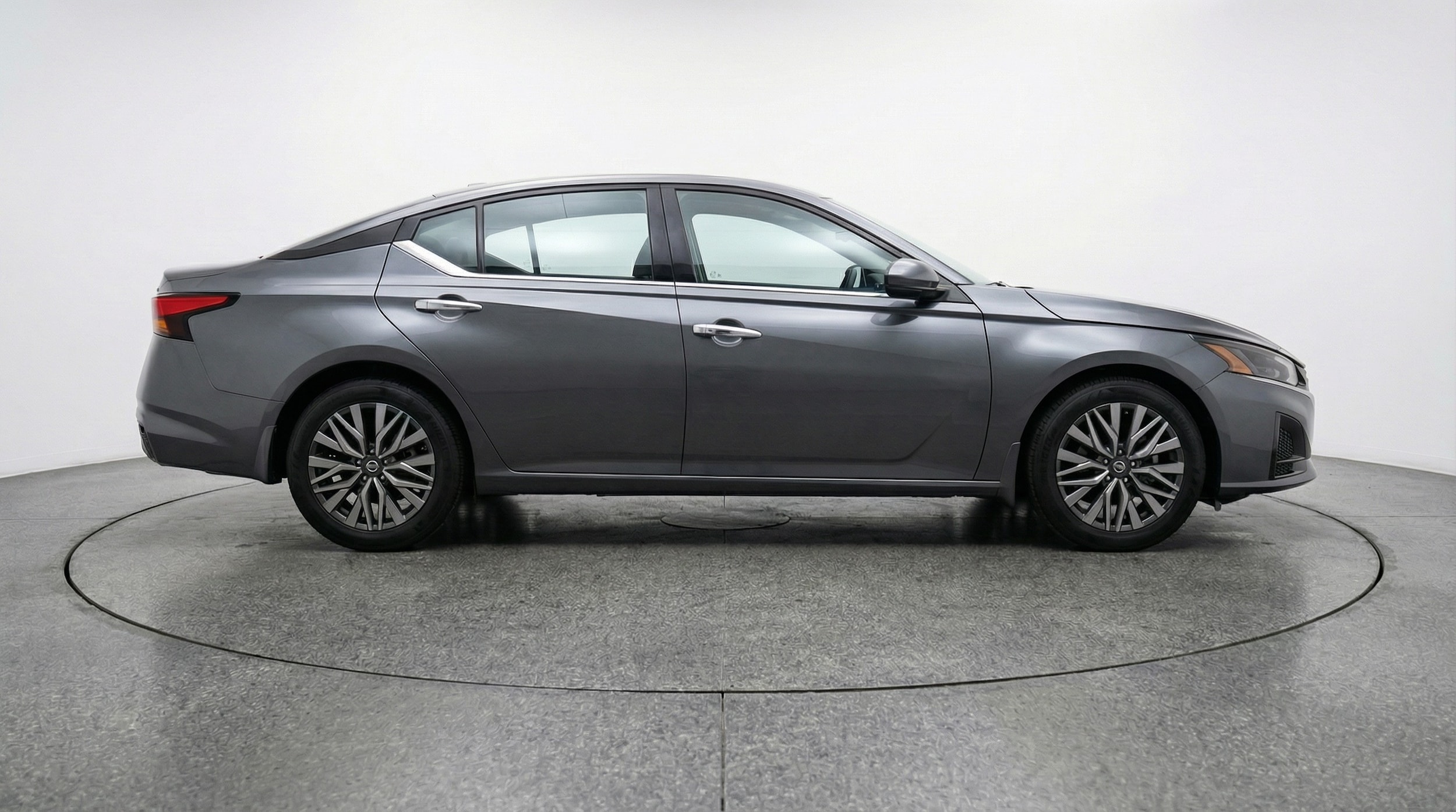 Thumbnail: 2025 Nissan Altima - 8