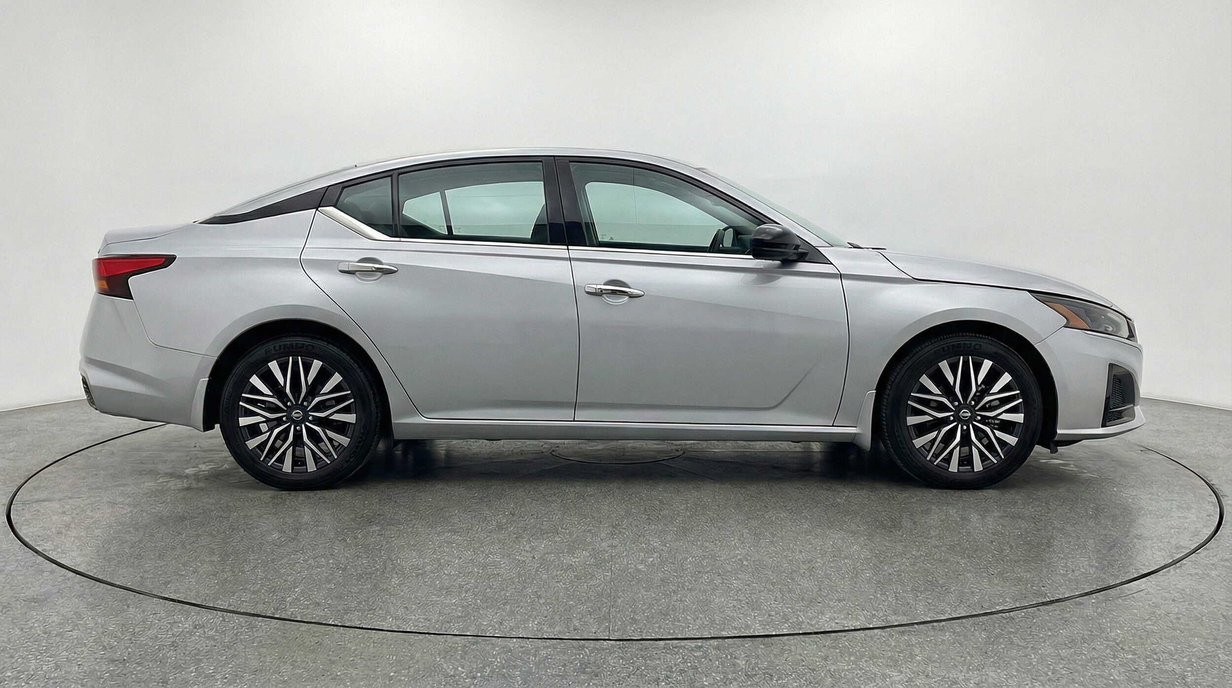Thumbnail: 2025 Nissan Altima - 11