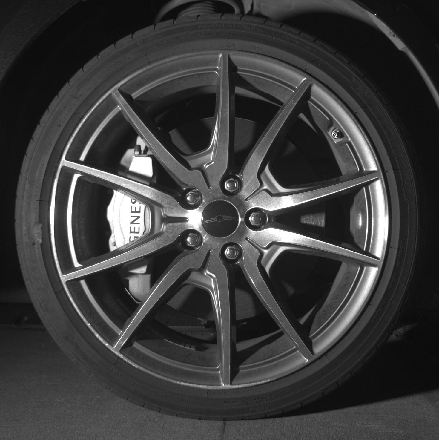 Thumbnail: 2025 Genesis G70 - 10