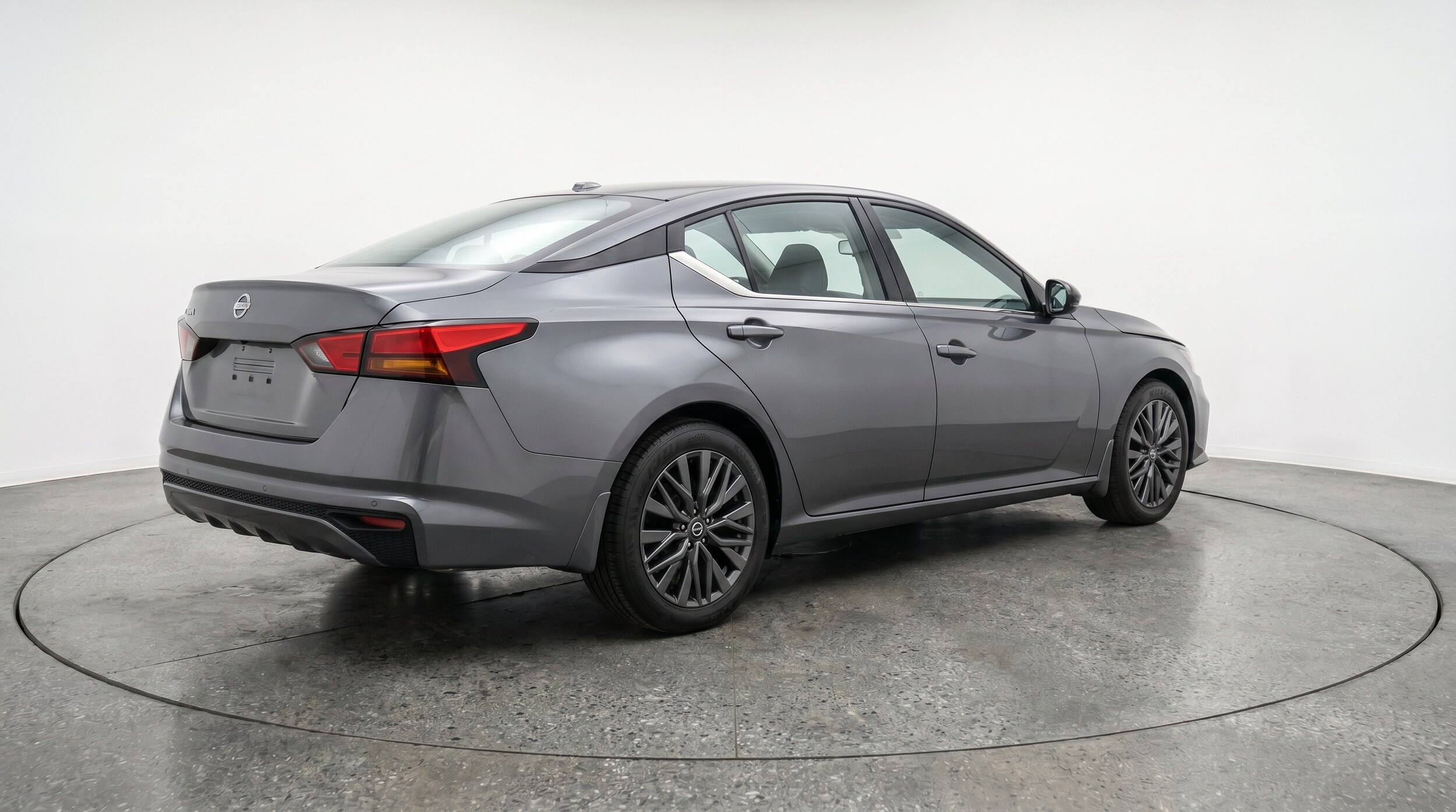 Thumbnail: 2025 Nissan Altima - 9