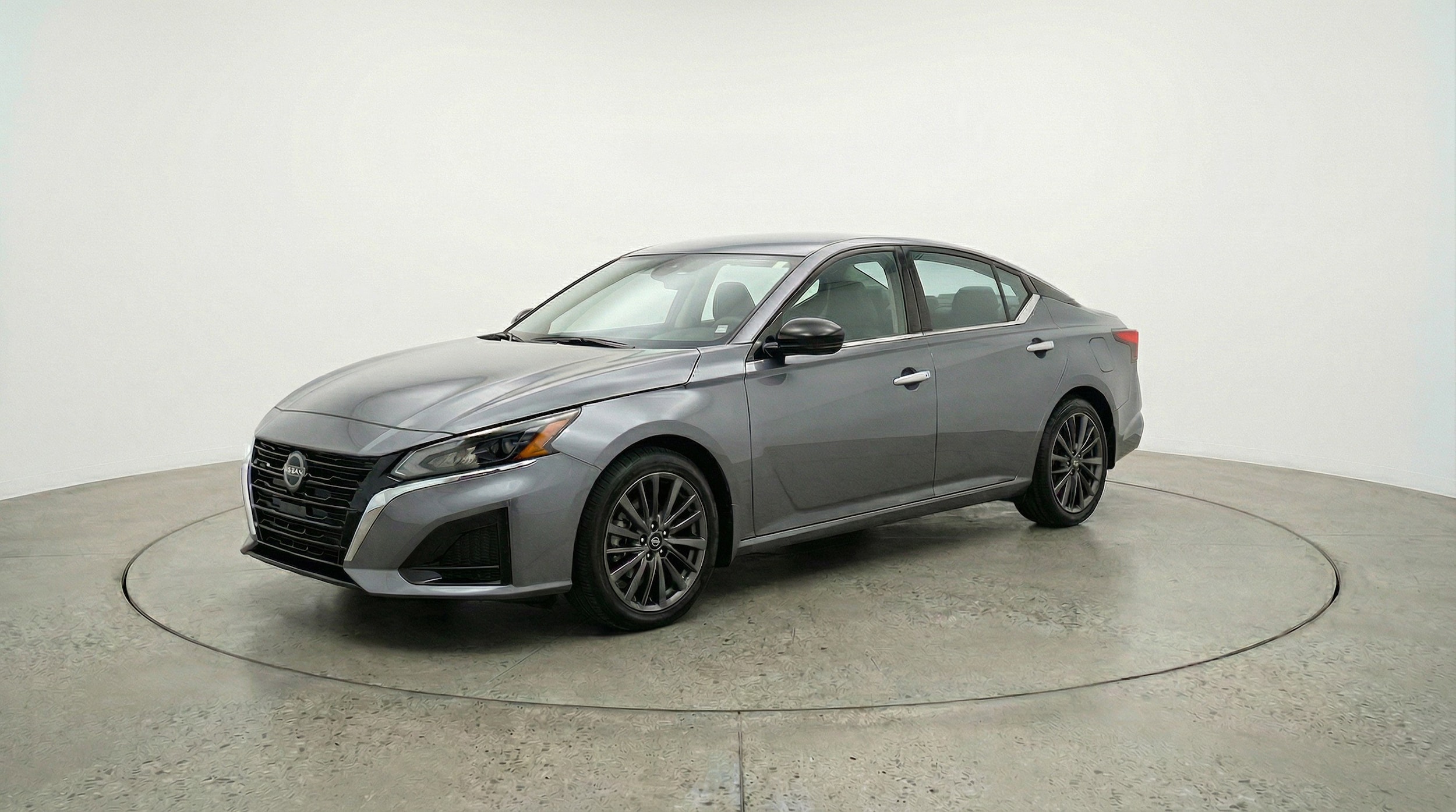 Thumbnail: 2025 Nissan Altima - 3