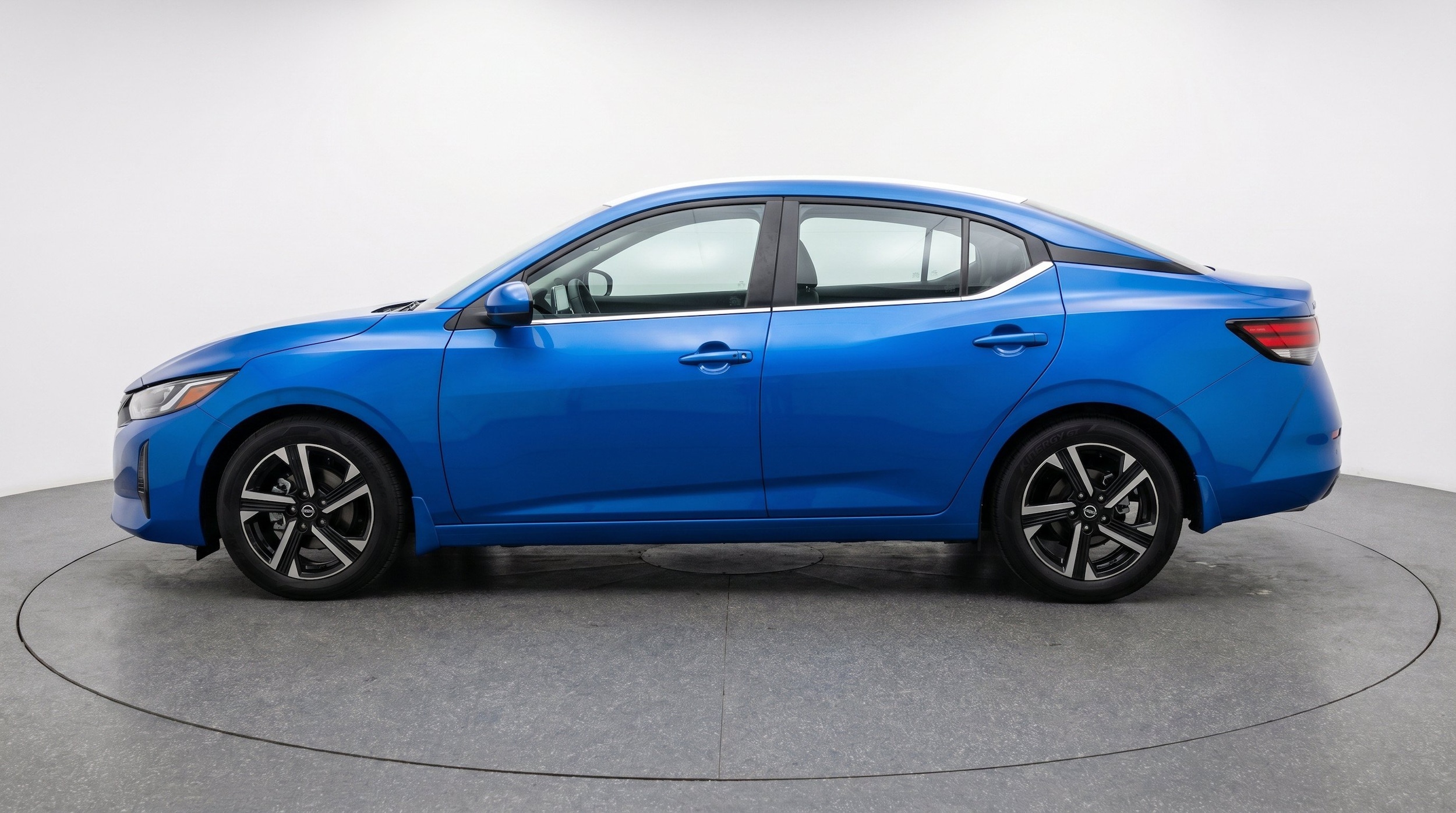 Thumbnail: 2025 Nissan Sentra - 5