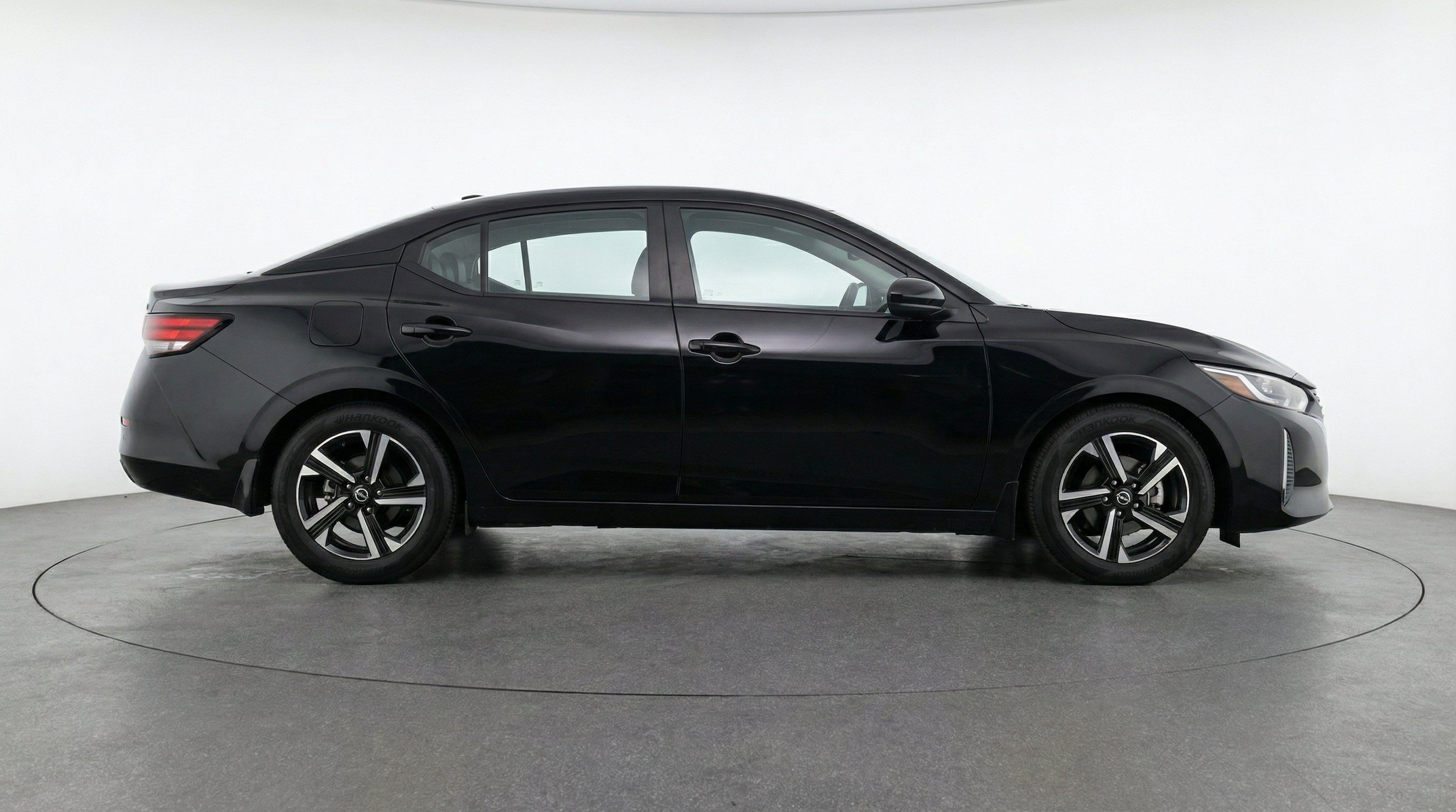 Thumbnail: 2025 Nissan Sentra - 11