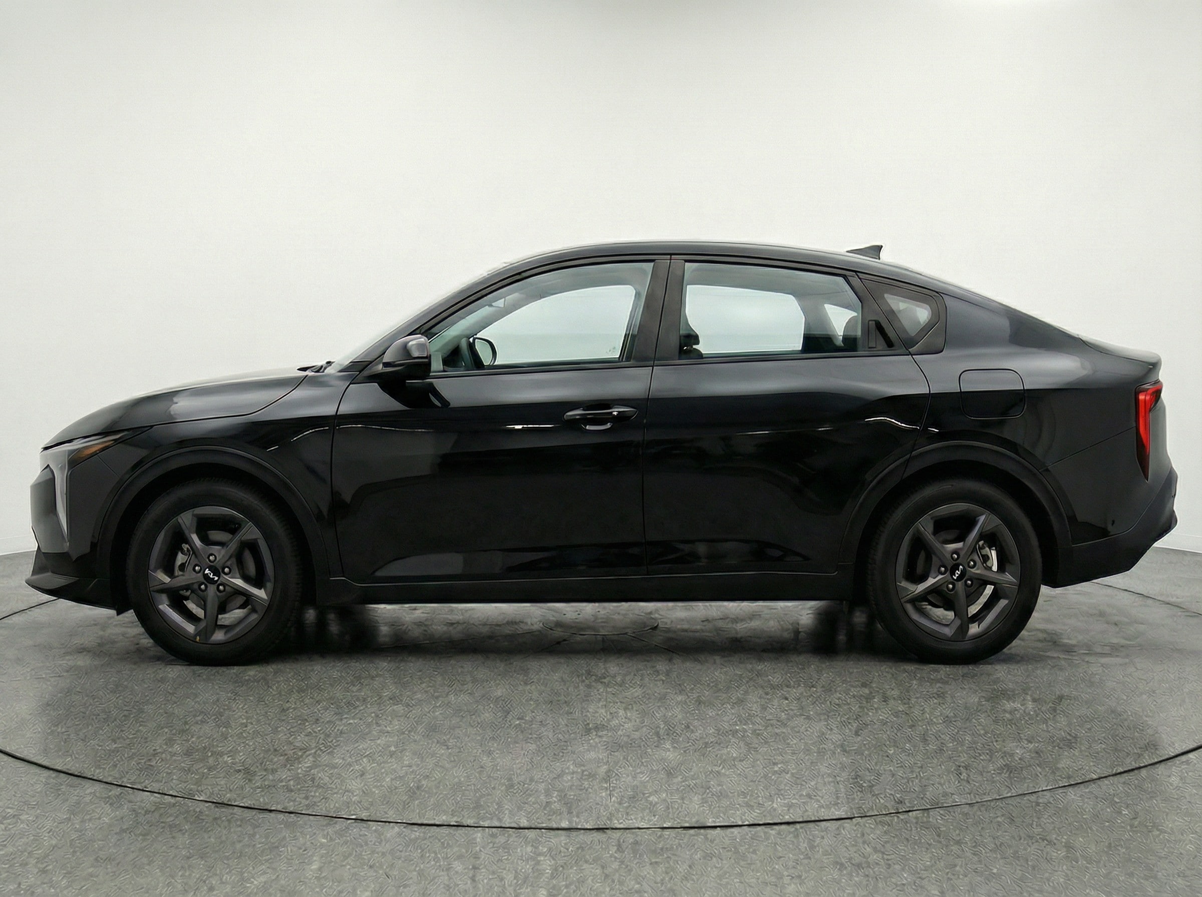 Thumbnail: 2025 Kia K4 - 4