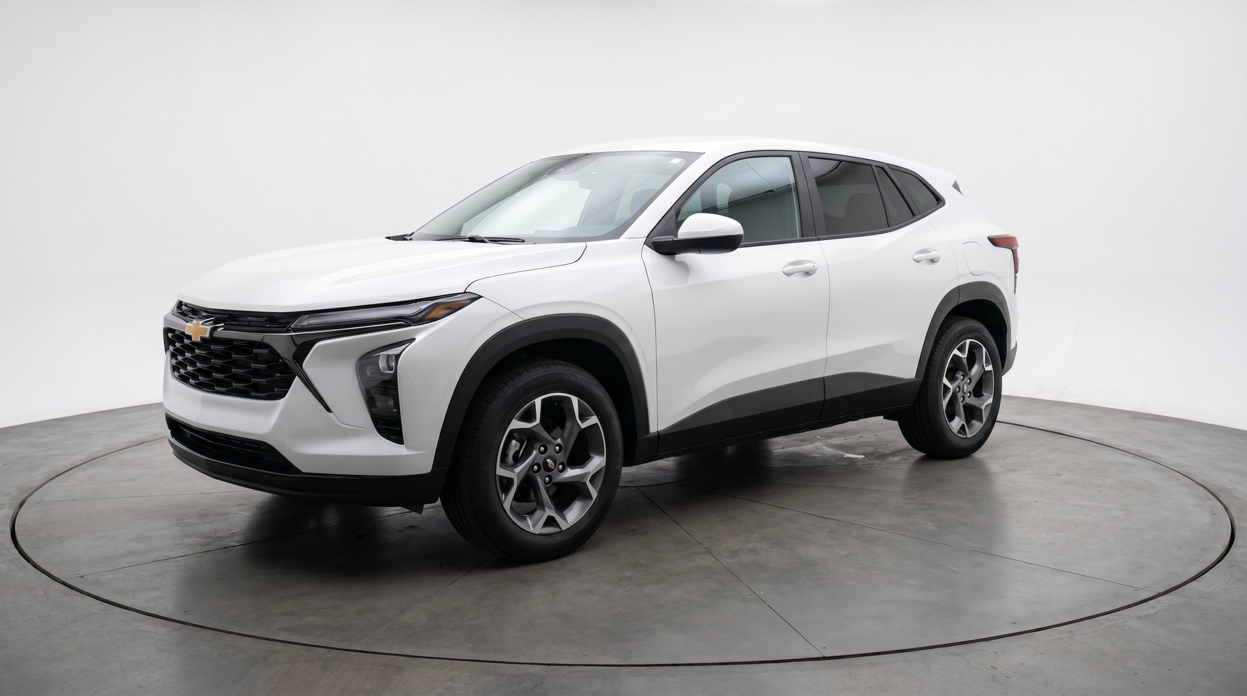 Thumbnail: 2025 Chevrolet Trax - 3