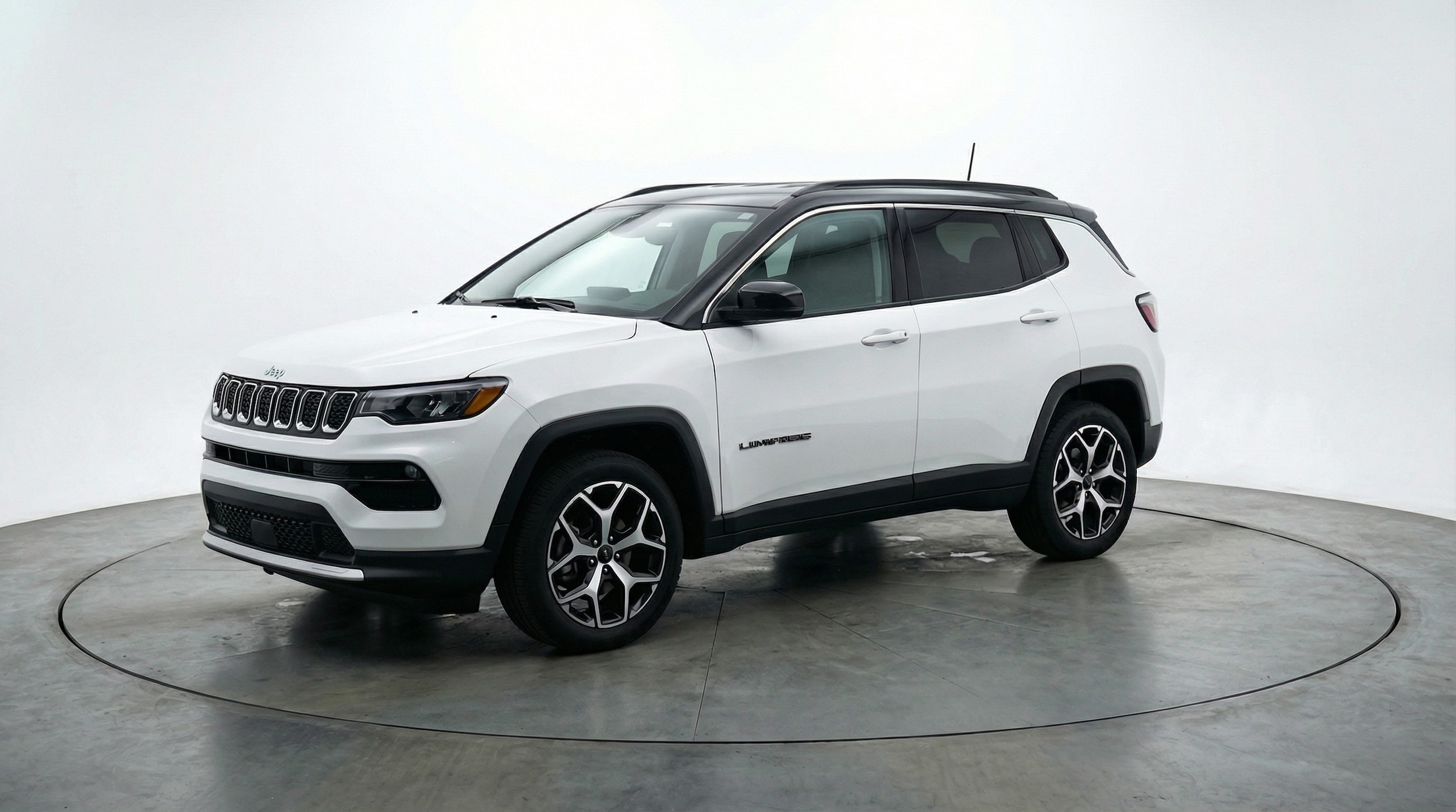 Thumbnail: 2025 Jeep Compass - 3