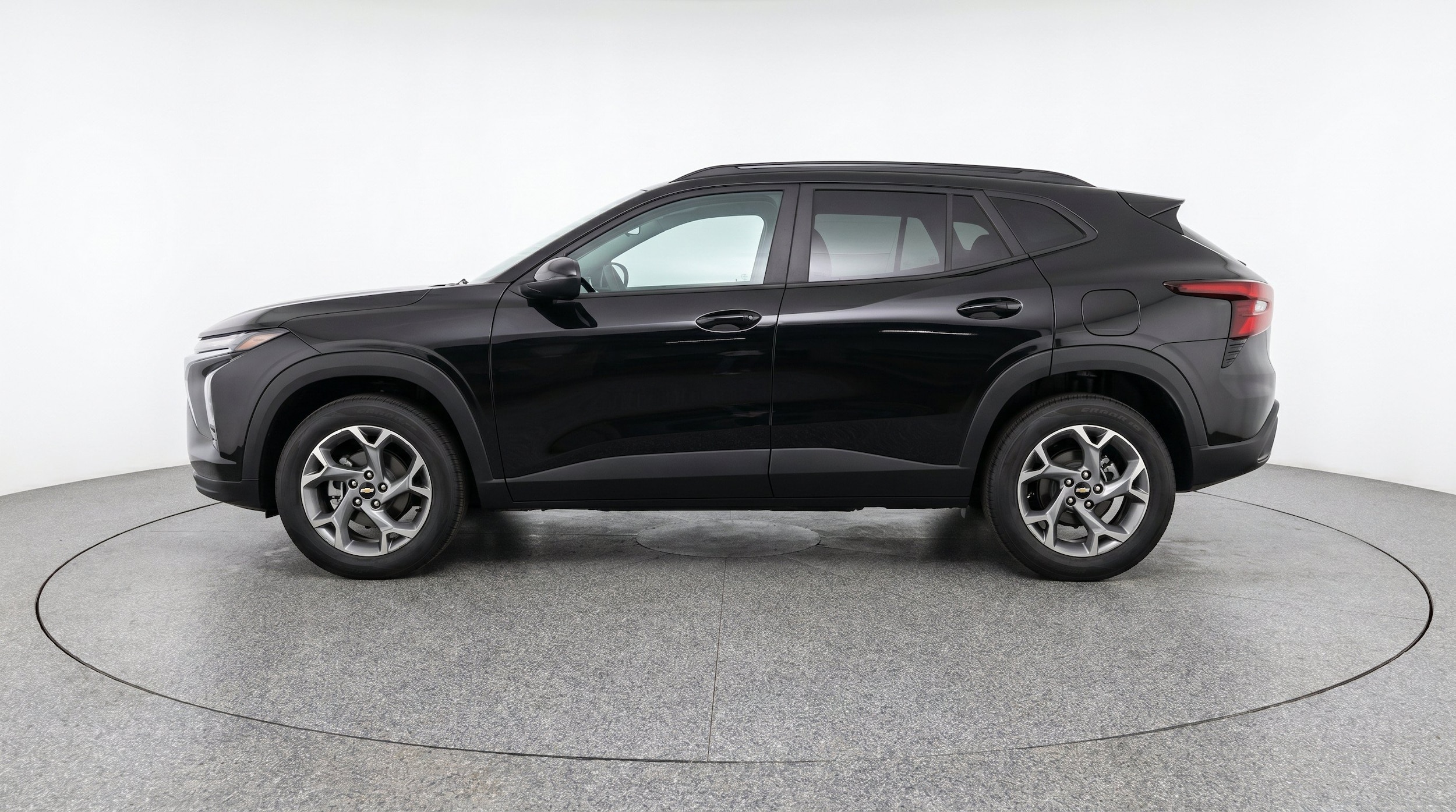Thumbnail: 2025 Chevrolet Trax - 5
