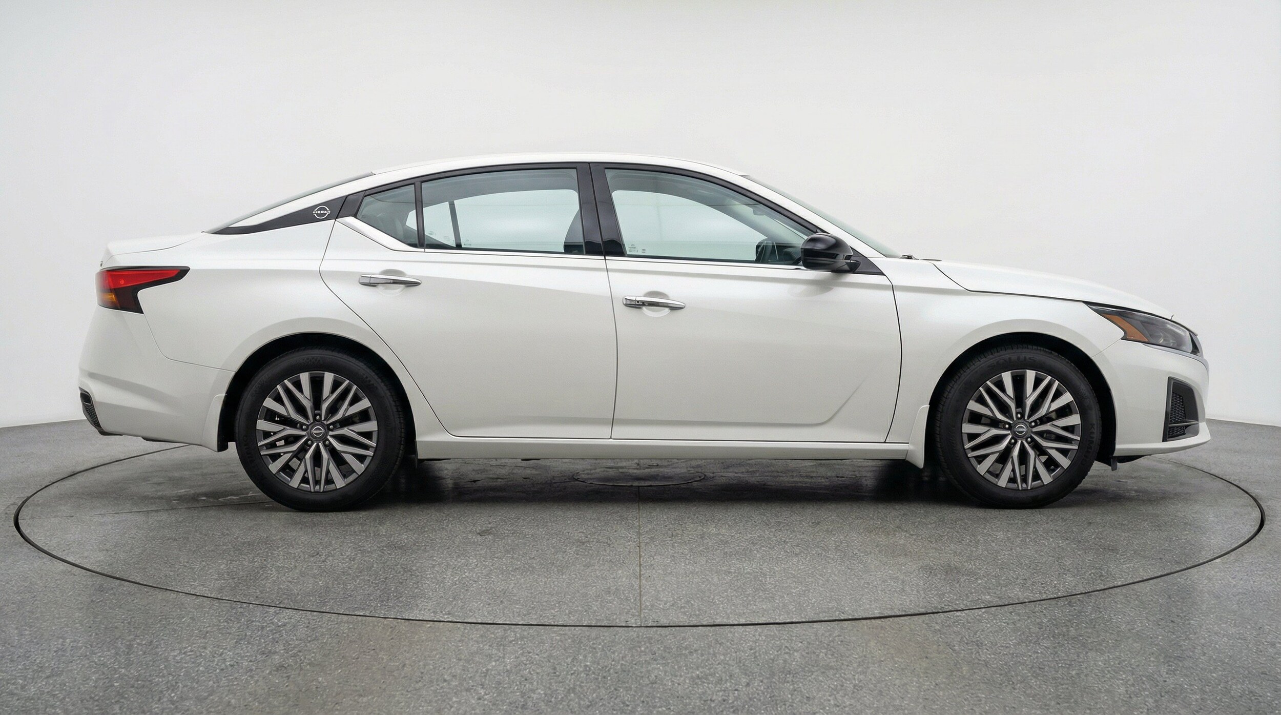 Thumbnail: 2025 Nissan Altima - 11