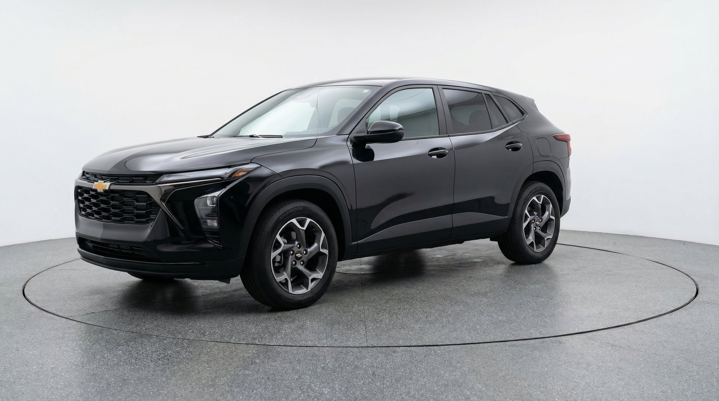 Thumbnail: 2025 Chevrolet Trax - 3