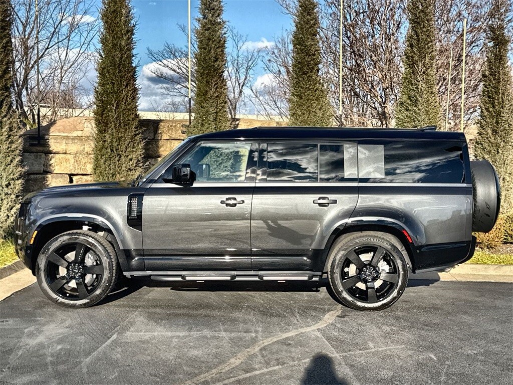New 2026 Land Rover Defender 130 400PS X-Dynamic SE SUV