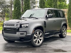 2026 Land Rover Defender 110 V8 SUV