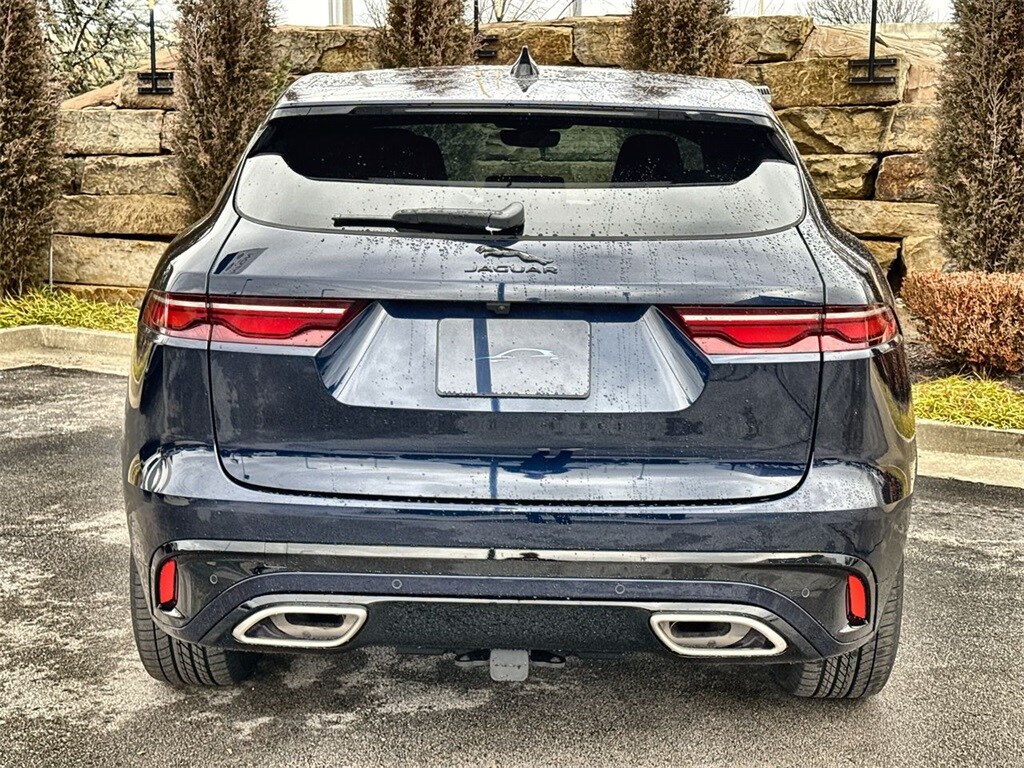 2025 Jaguar F-PACE P400 R-Dynamic S photo 4