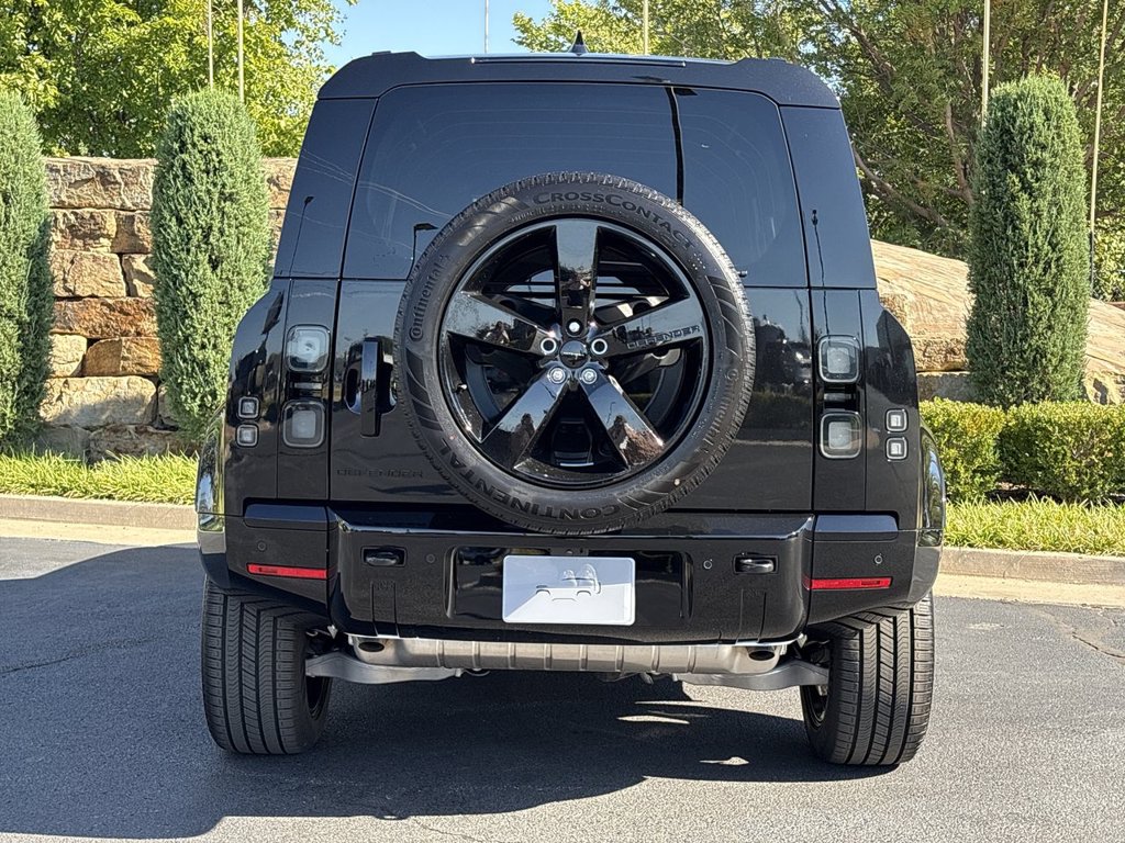 New 2026 Land Rover Defender 110 400PS X-Dynamic SE SUV