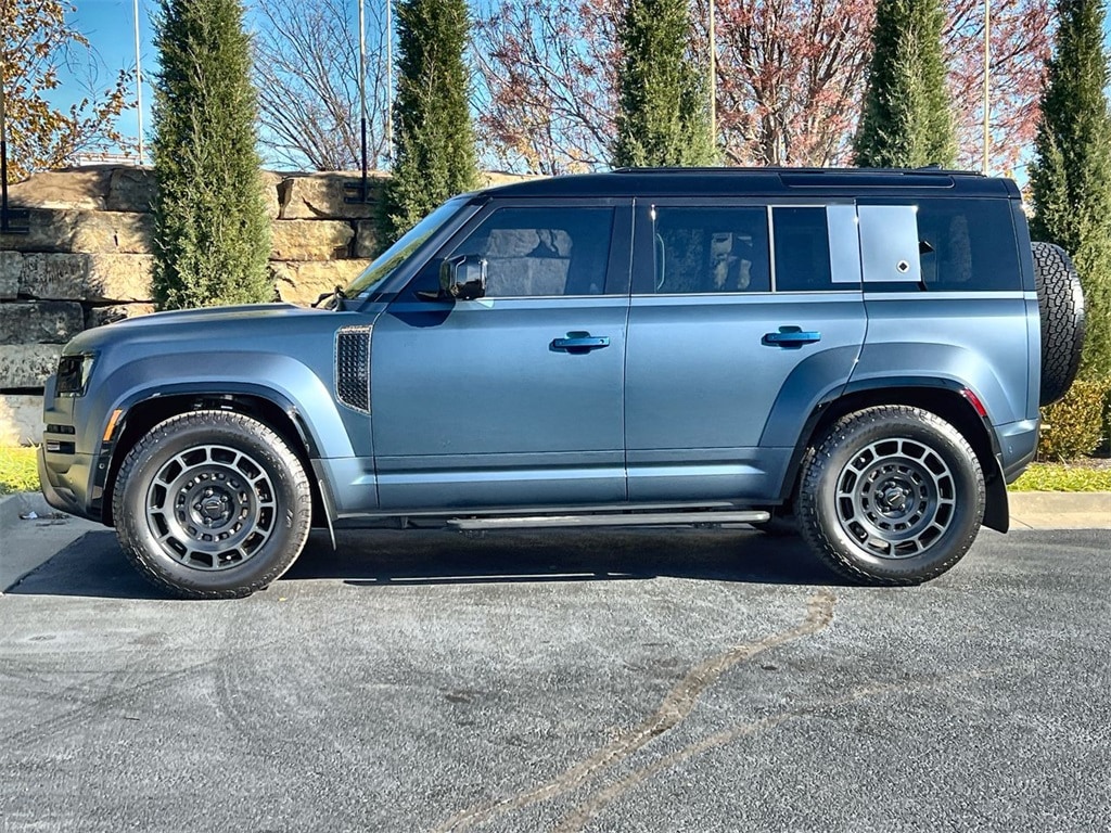 New 2026 Land Rover Defender 110 Octa 635PS SUV
