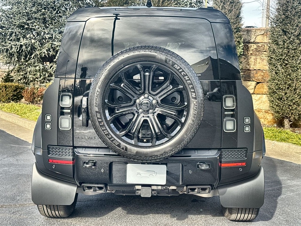 New 2026 Land Rover Defender 110 Octa Black Octa Black Edition 635PS SUV