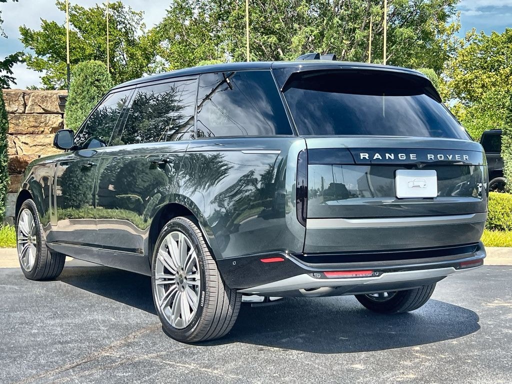 New 2026 Land Rover Range Rover SE SUV