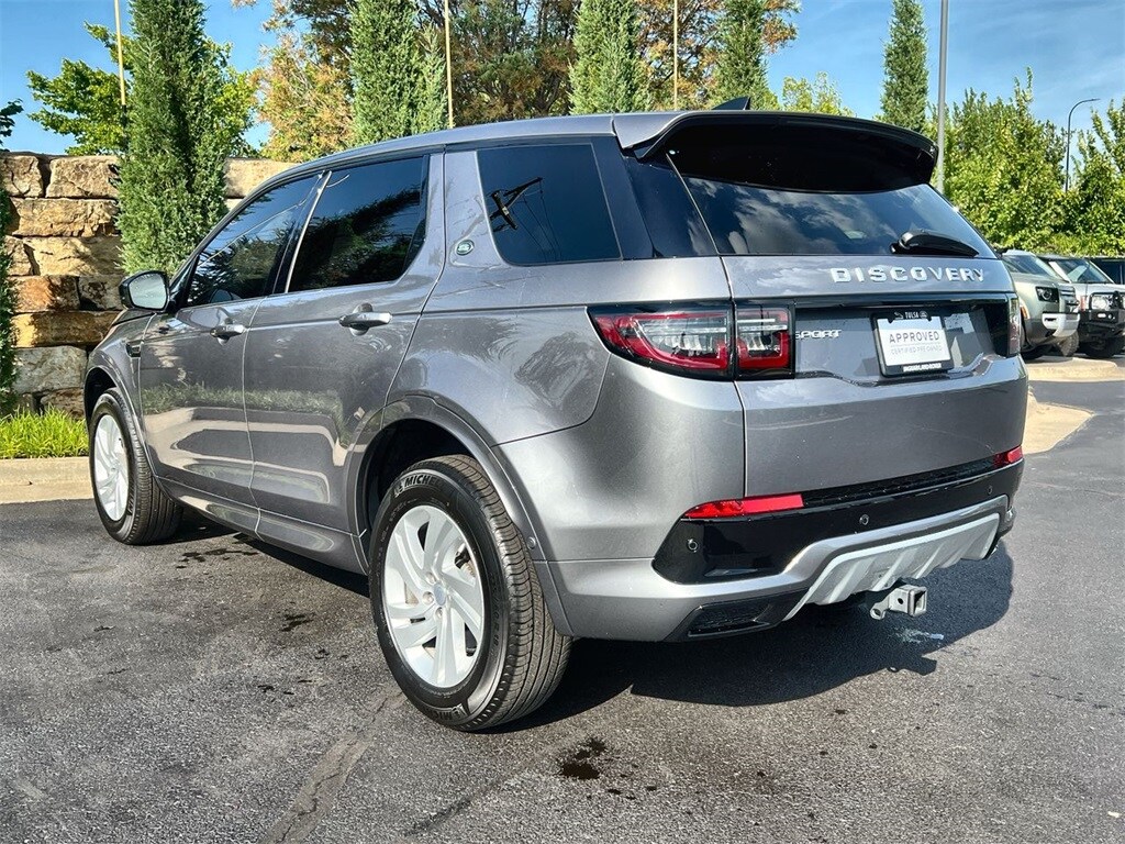 2025 Land Rover Discovery Sport S photo 2