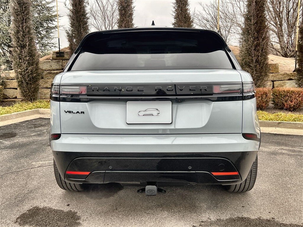 2025 Land Rover Range Rover Velar SE photo 4