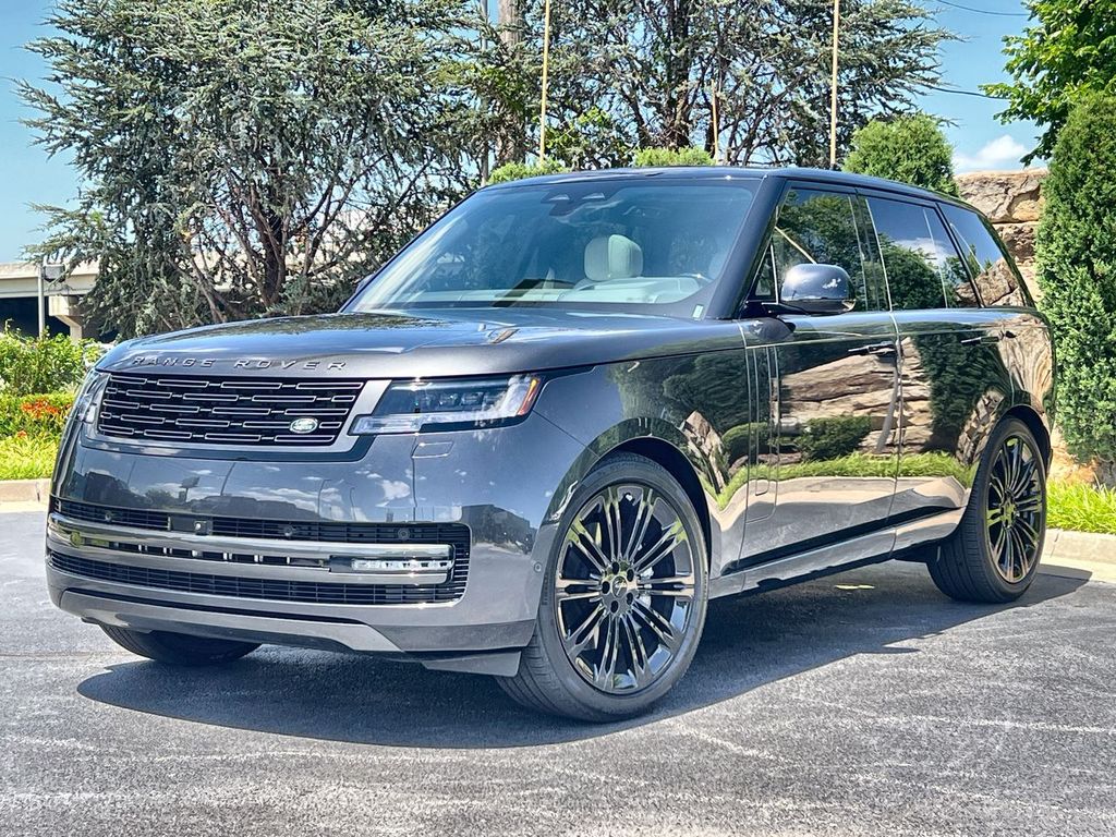 2026 Land Rover Range Rover 3.0 SE SWB's photo