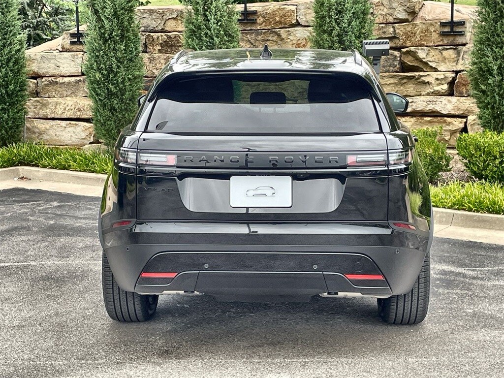 2025 Land Rover Range Rover Velar S photo 4