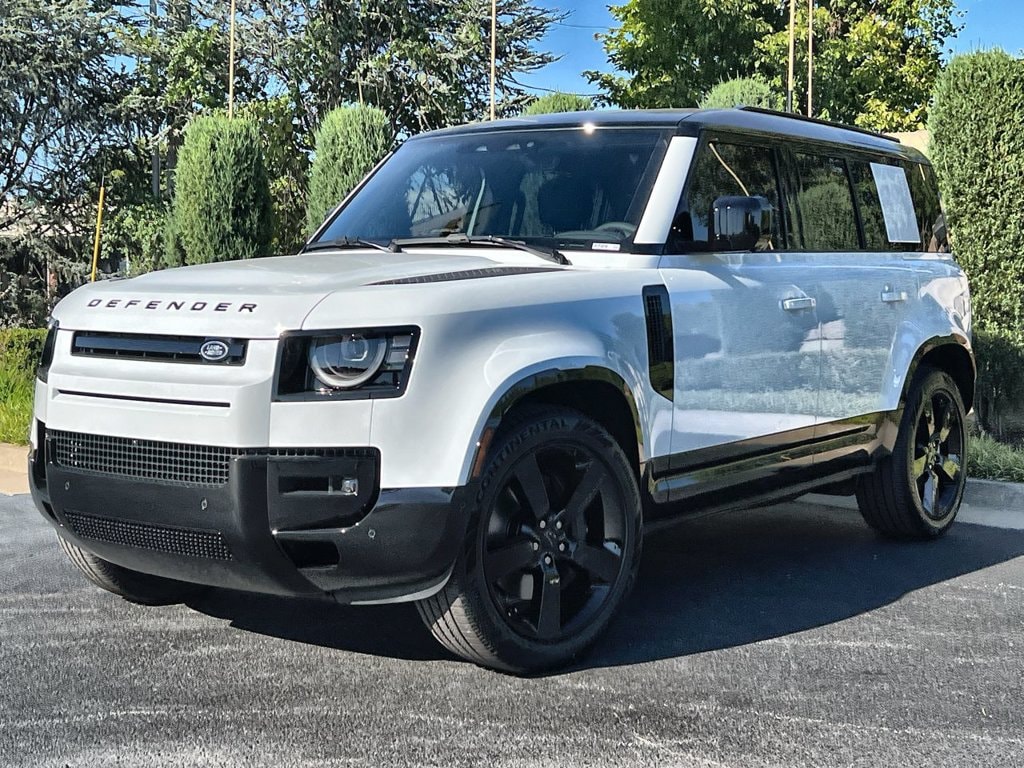 2026 Land Rover Defender 110 SUV 
