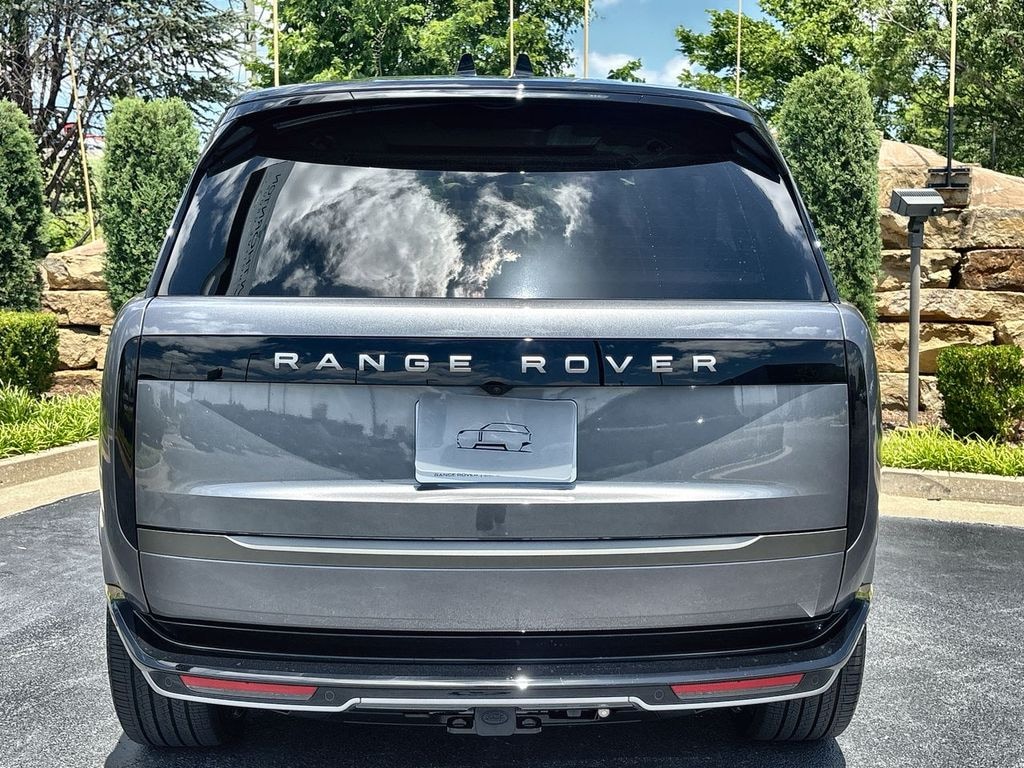 New 2026 Land Rover Range Rover SE 7 Seats 400PS SUV