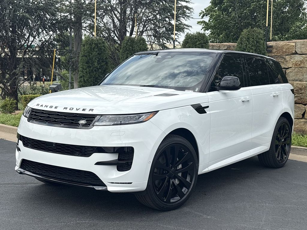 2026 Land Rover Range Rover Sport P400 MHEV Dynamic SE's photo