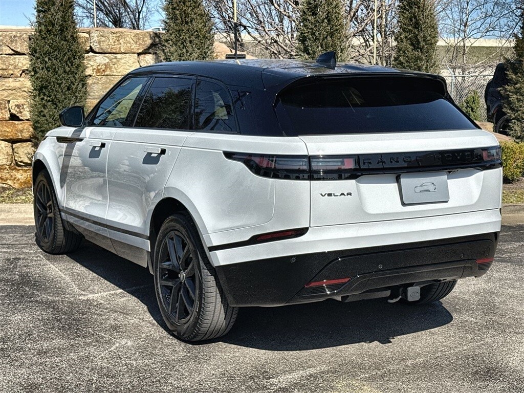 2025 Land Rover Range Rover Velar SE photo 3