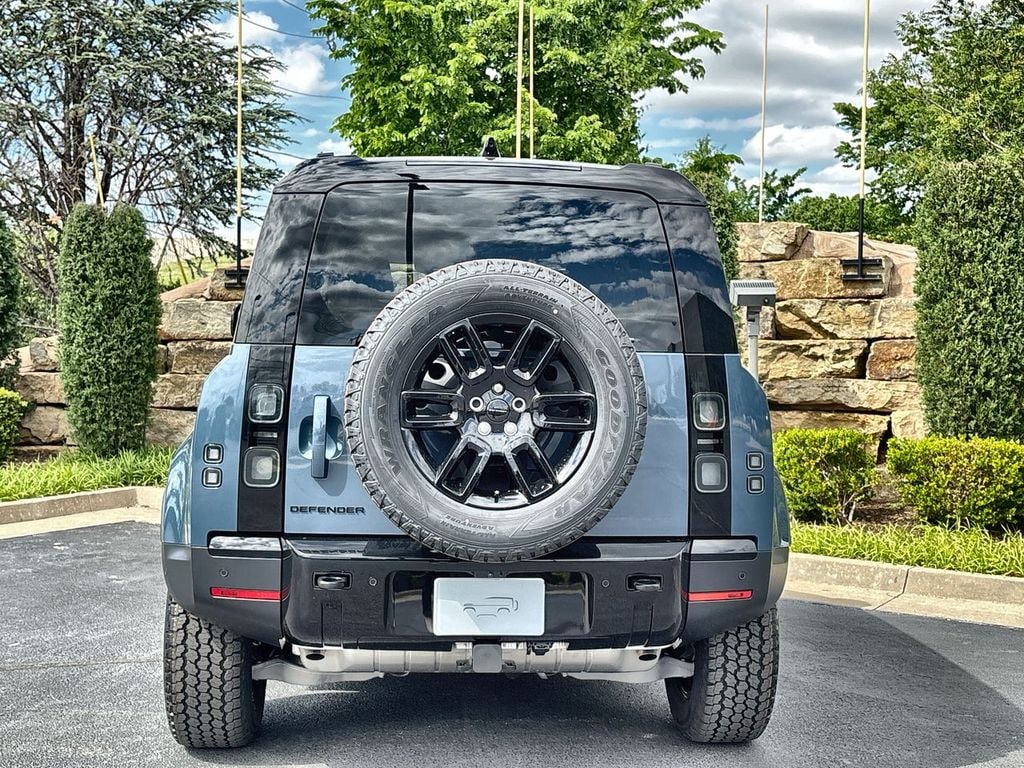 New 2026 Land Rover Defender 110 S 300PS