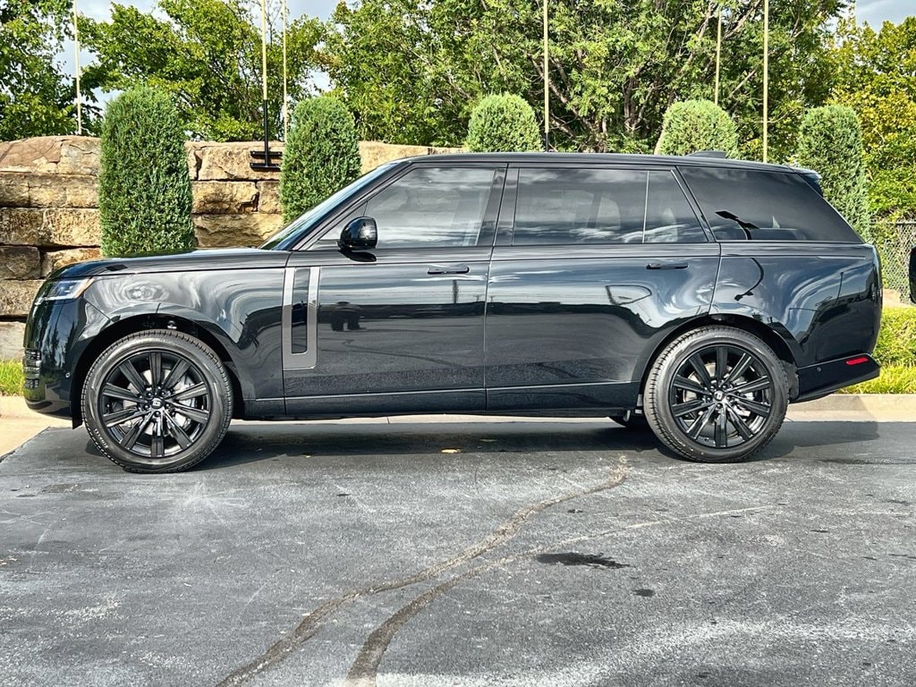 New 2027 Land Rover Range Rover SE 400PS Auto (7 Seats) SUV