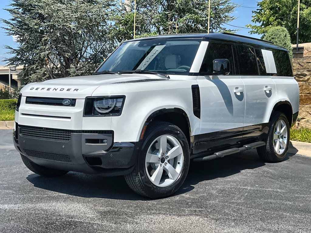 Used 2026 Land Rover Defender 130 X-Dynamic SE SUV