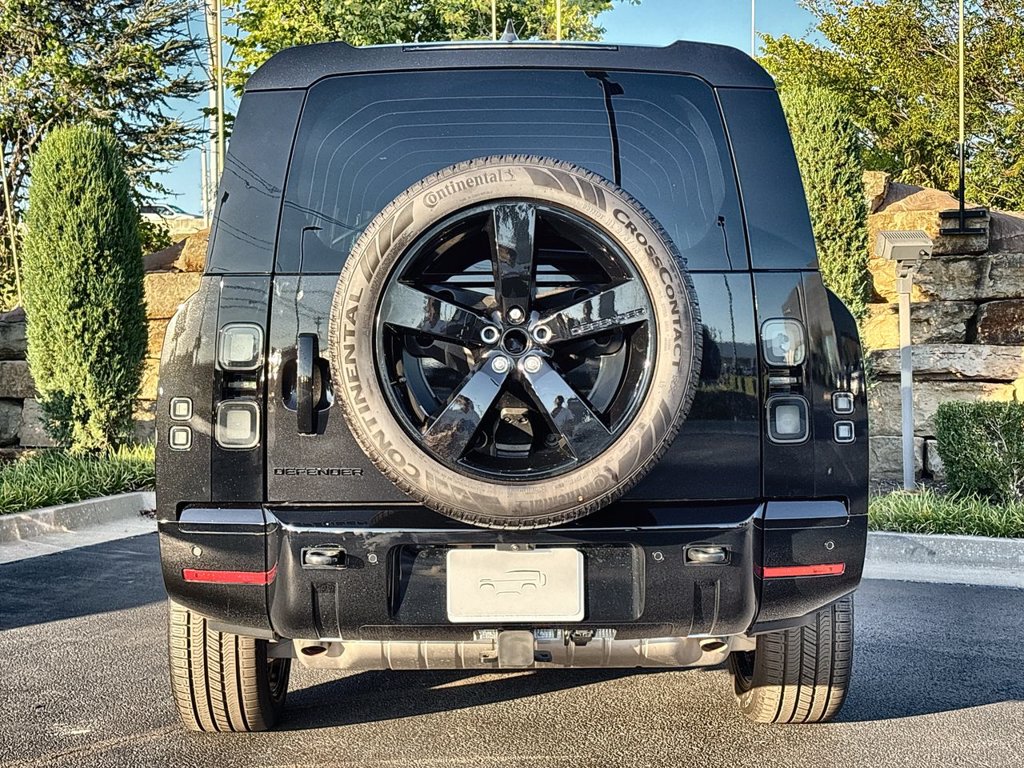 New 2026 Land Rover Defender 130 400PS X-Dynamic SE SUV