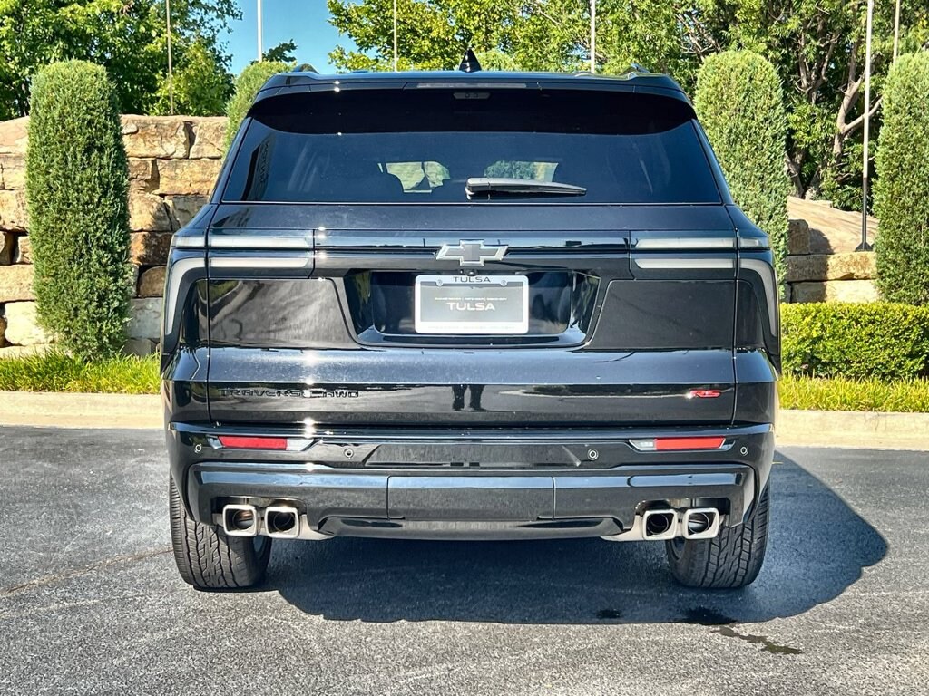 Used 2024 Chevrolet Traverse RS SUV