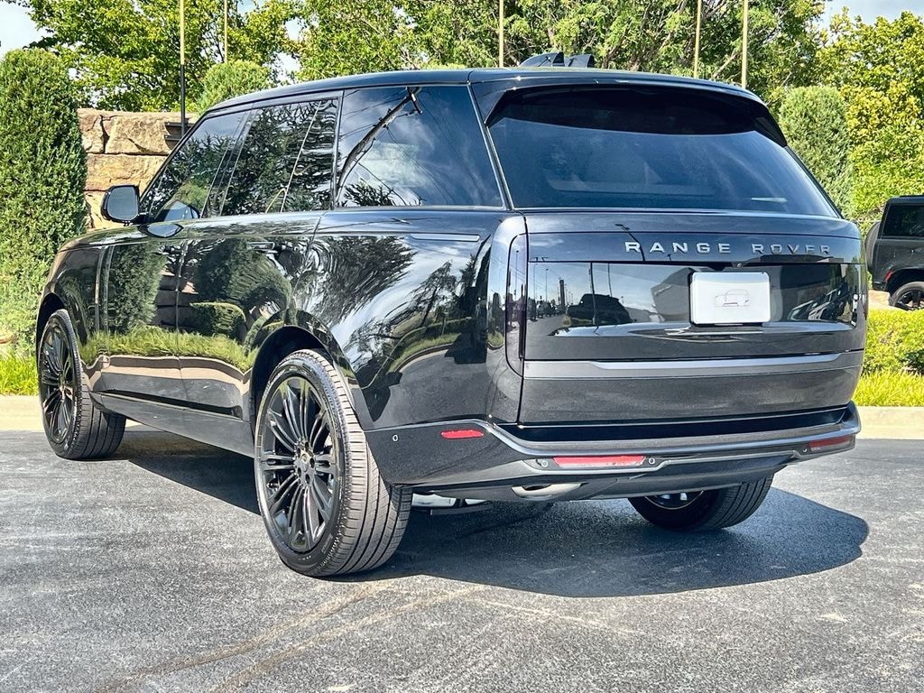 New 2026 Land Rover Range Rover SE SUV
