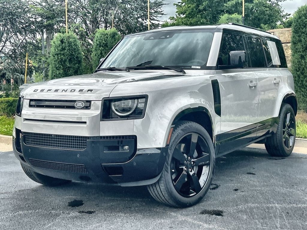 Used 2026 Land Rover Defender 110 X-Dynamic SE SUV