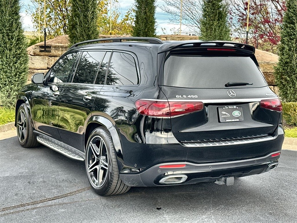 2024 Mercedes Benz GLS 450 photo 2